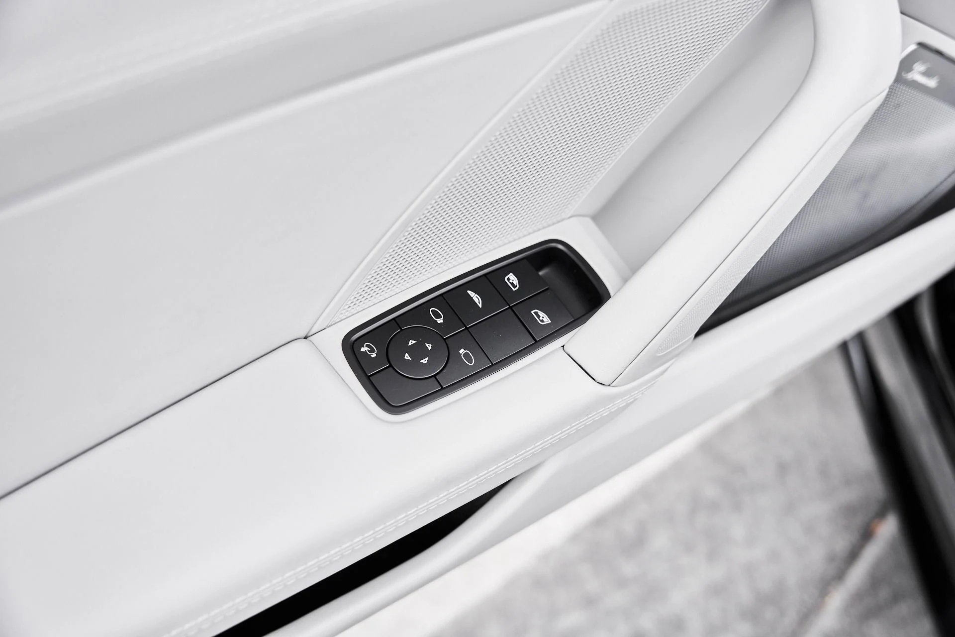 mph028_2276279033_Used_2024_Porsche_911_Turbo_S_1774923300_a3f8450b92