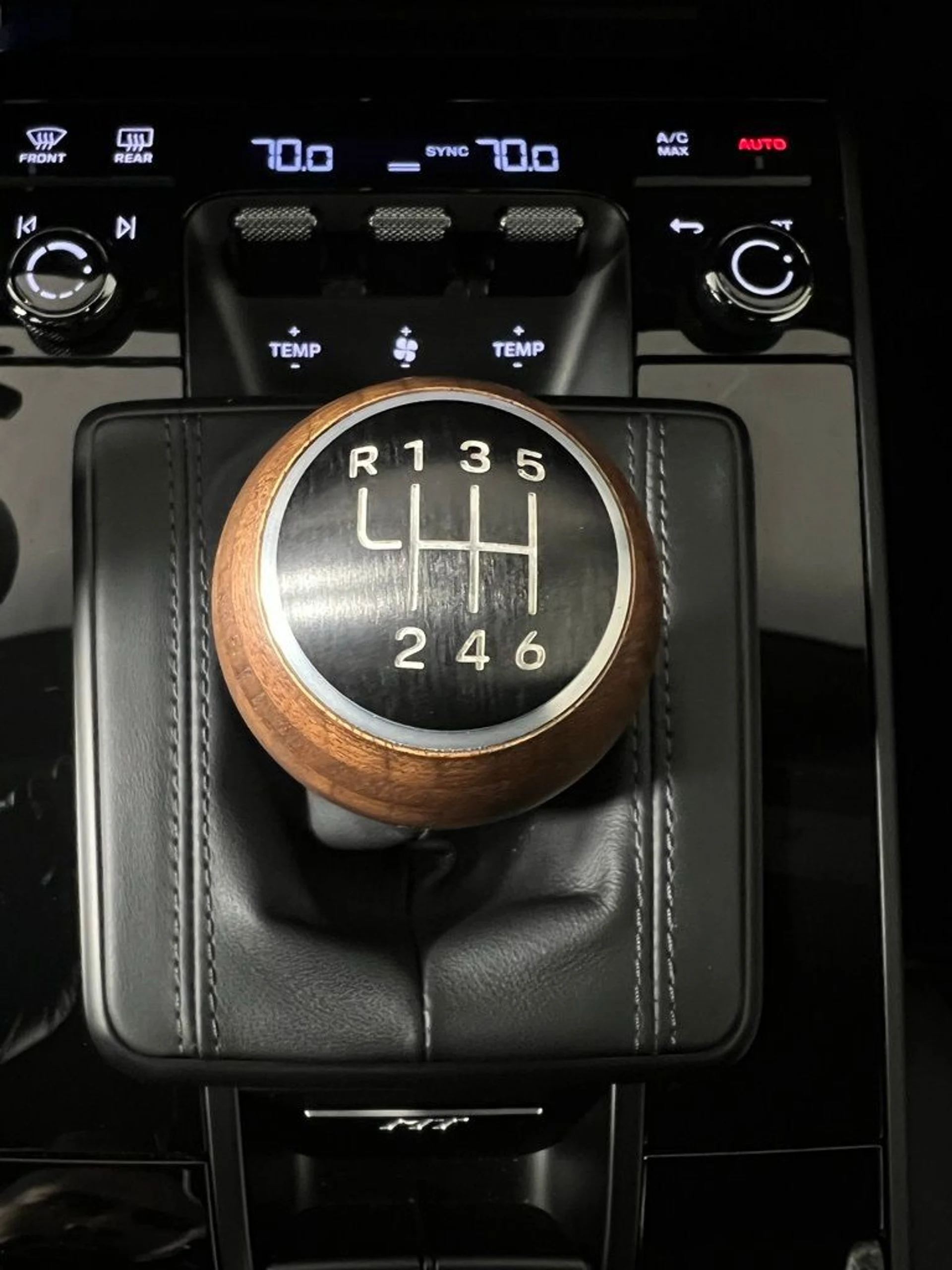 mph028_2279174987_8601df6bc744518762904b84de10ef25_f515e697ce