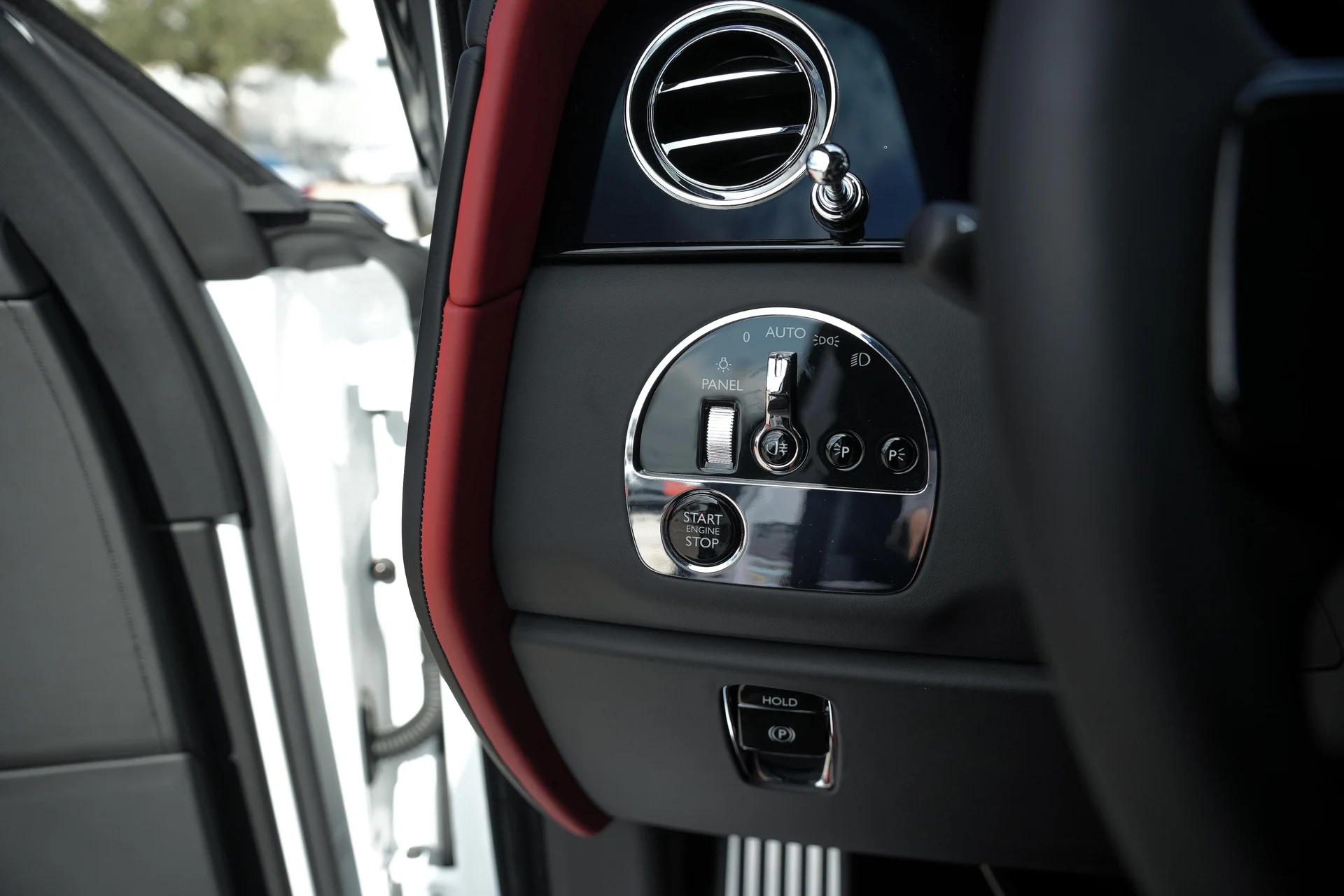 mph028_2286059151_Hi_Tech_Luxury_Imports_LLC_SLA_13_HA_05_TU_234101_image_28_b41021c24c