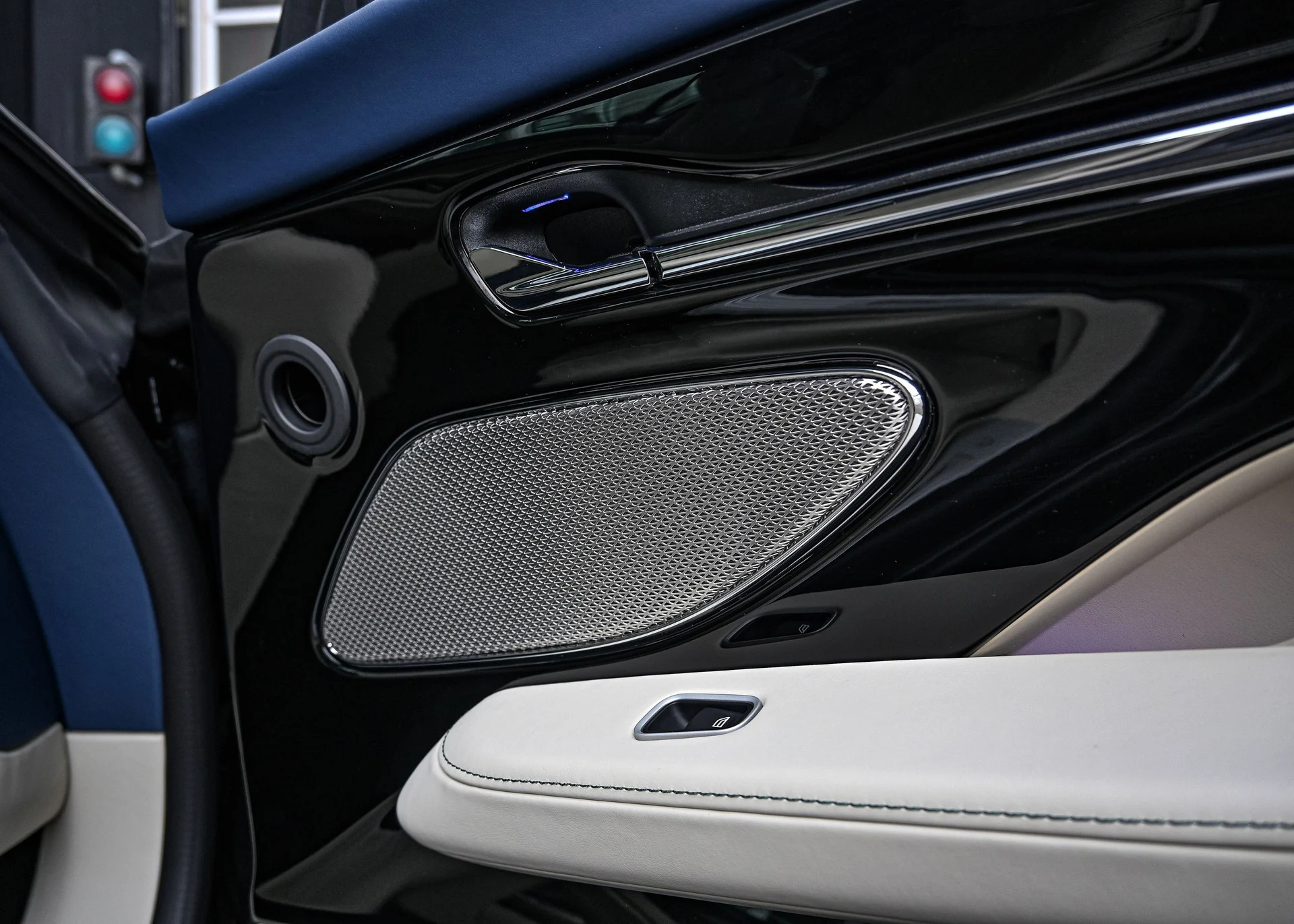 mph028_2287160396_a7b2751c_f847_4235_8bfc_6f73ac819d4d_bd6bd11b52