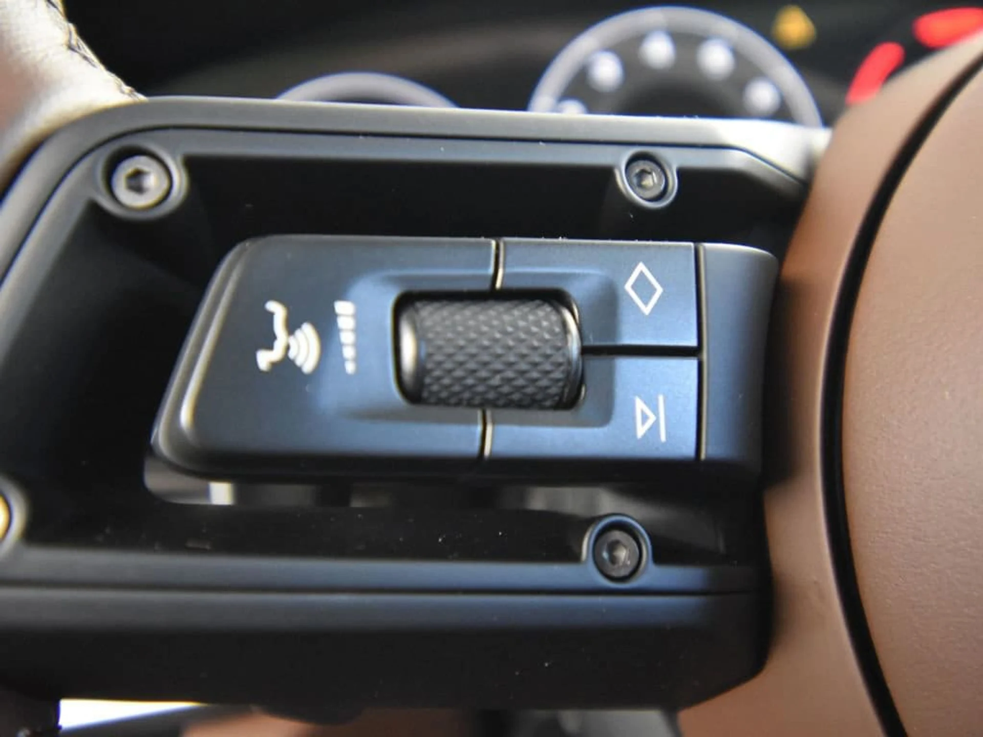 mph028_2290977116_32086a3c1c7bed2c12db7ef2e34d8cbex_c0e497c6a5