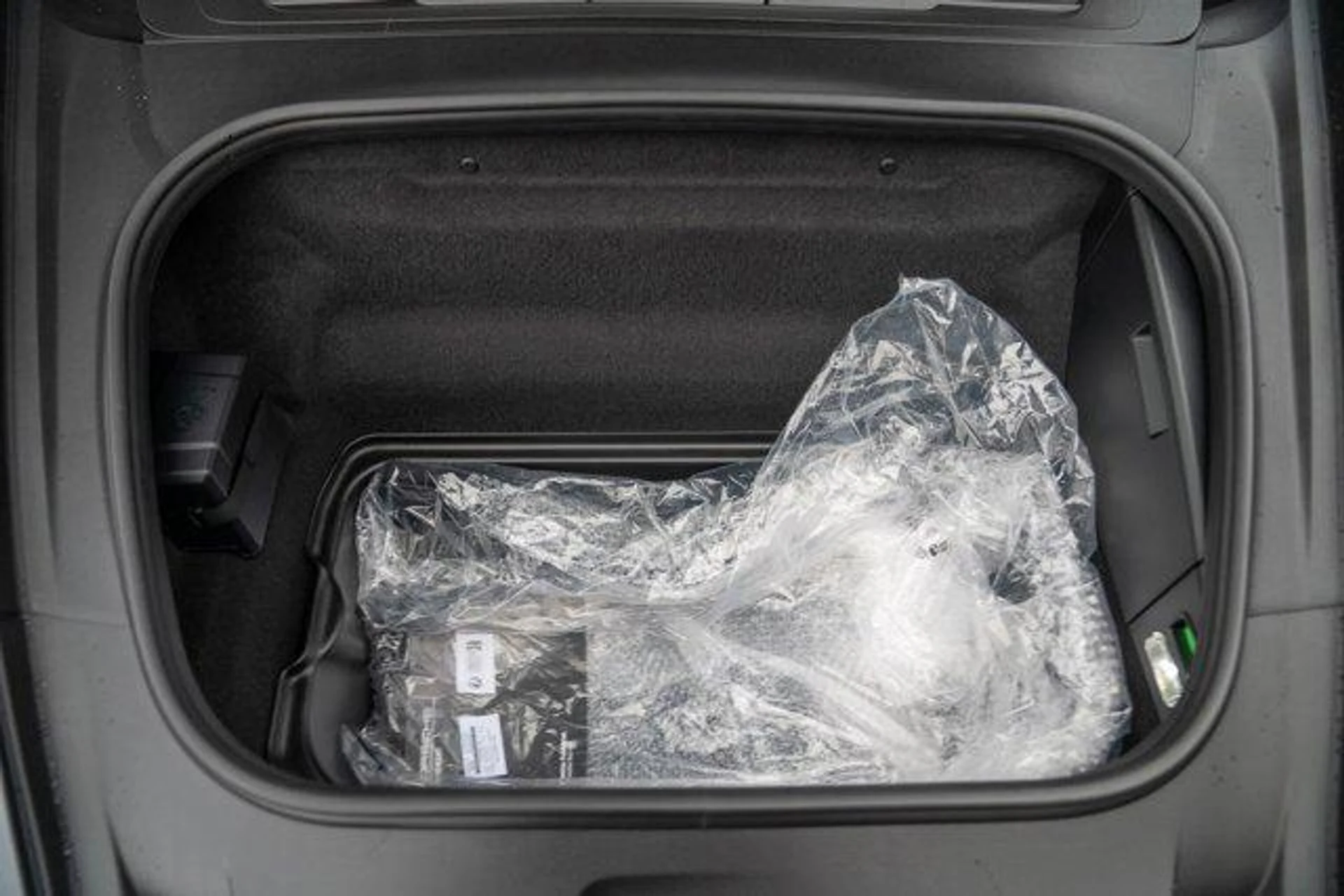 mph028_2292158231_clm_Xq_C_Kd_XQT_Wgf_z_JT_Puafjm_KCU_e102cdec00