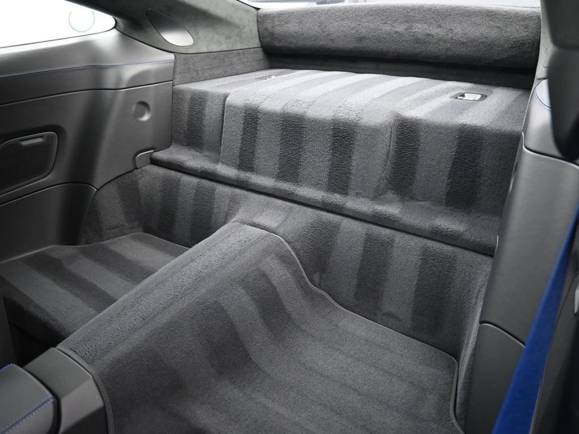 mph028_2293974237_159b07b3f135eef92cd0f14e57686ef4_5a96fc4612