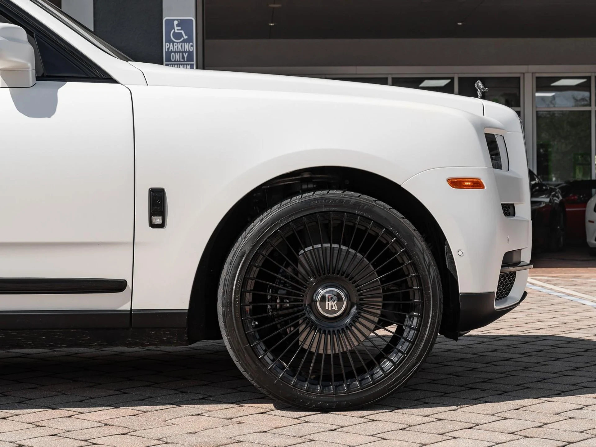 mph028_2297709221_Used_2023_Rolls_Royce_Cullinan_1761685682_a79d4d54df