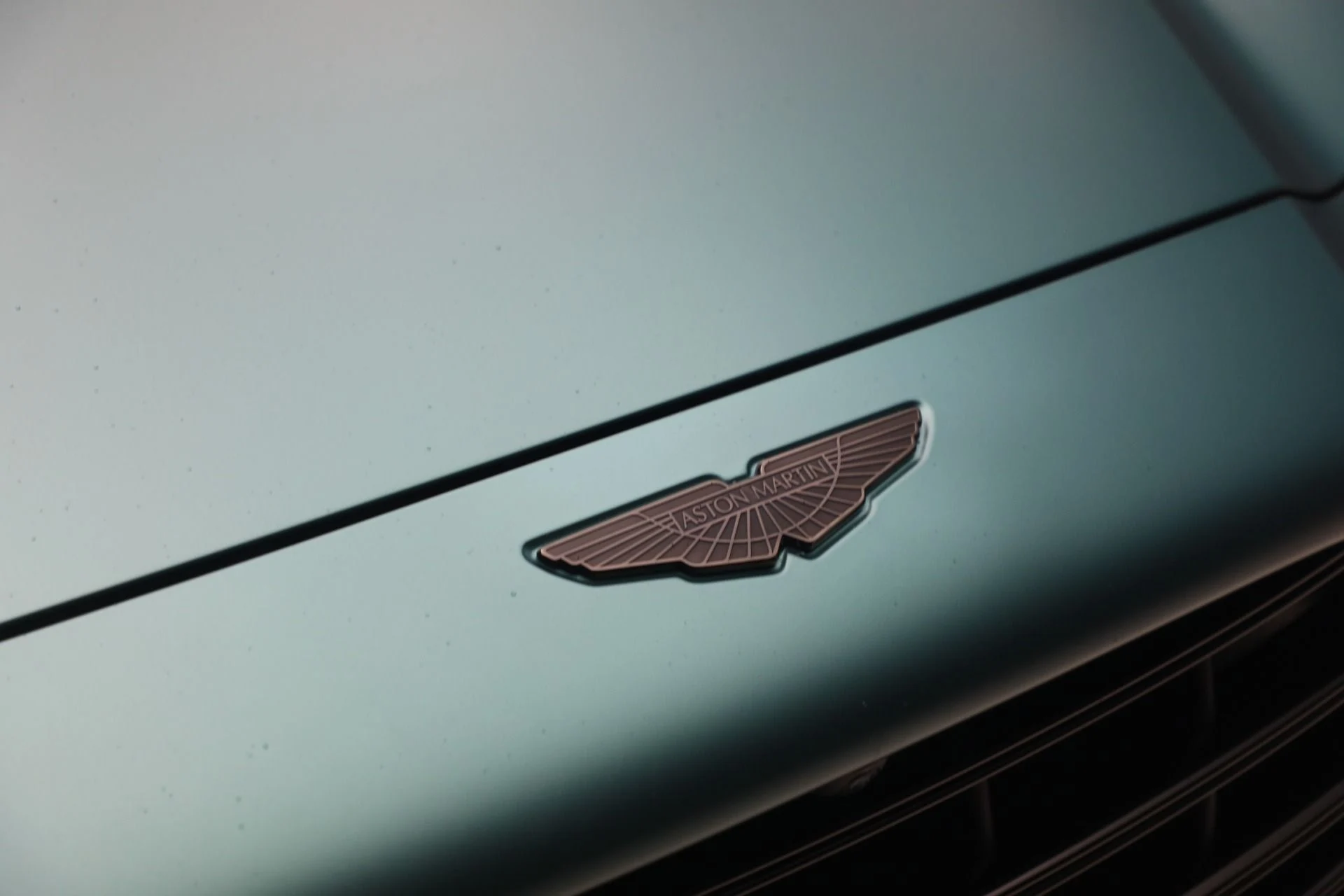 mph028_2298434298_Used_2023_Aston_Martin_DBX_707_1787862886_d727608cbf