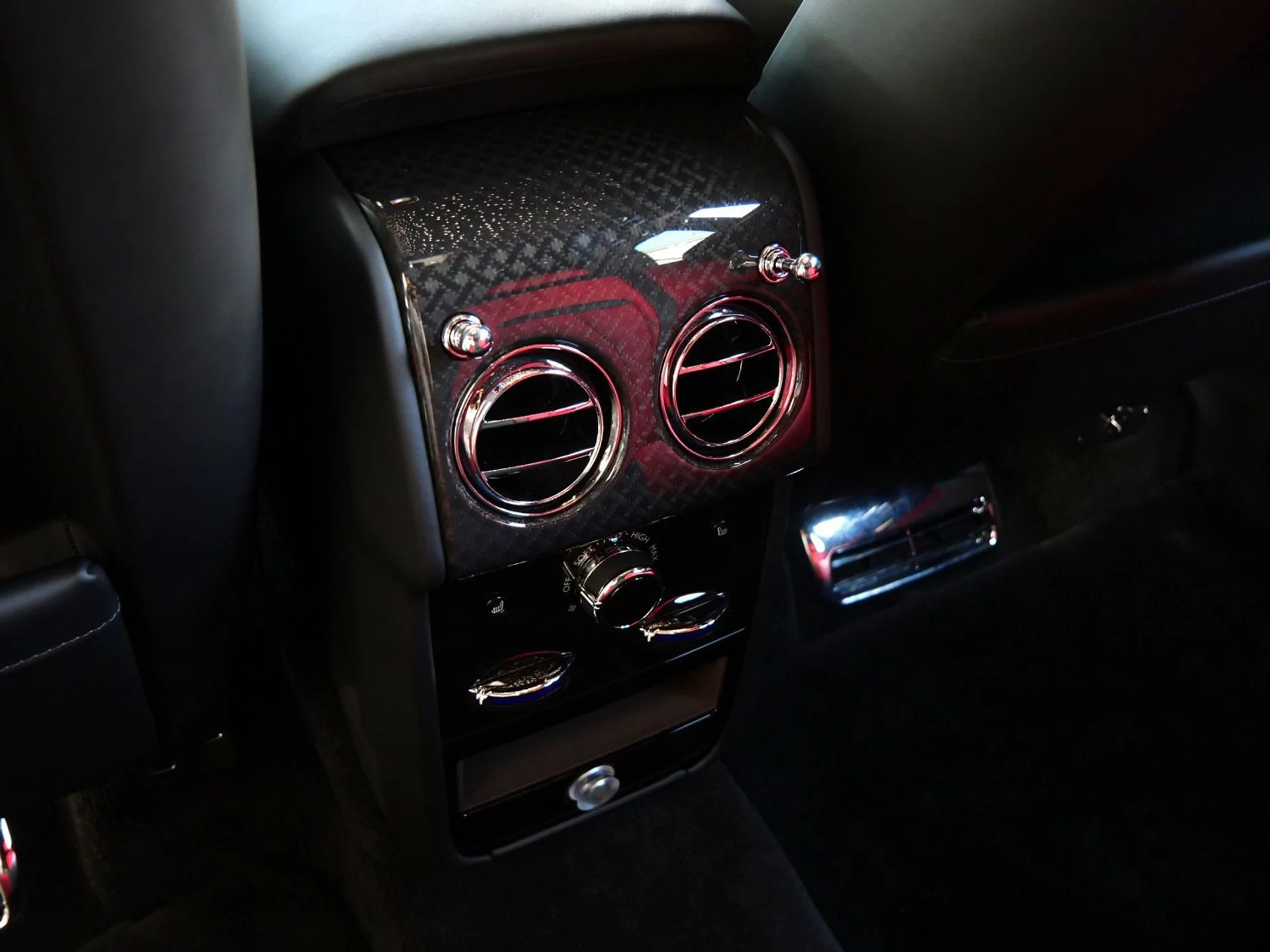 mph028_2314596137_d0c2c2495128f33386ca017491af7246x_6b801891bf