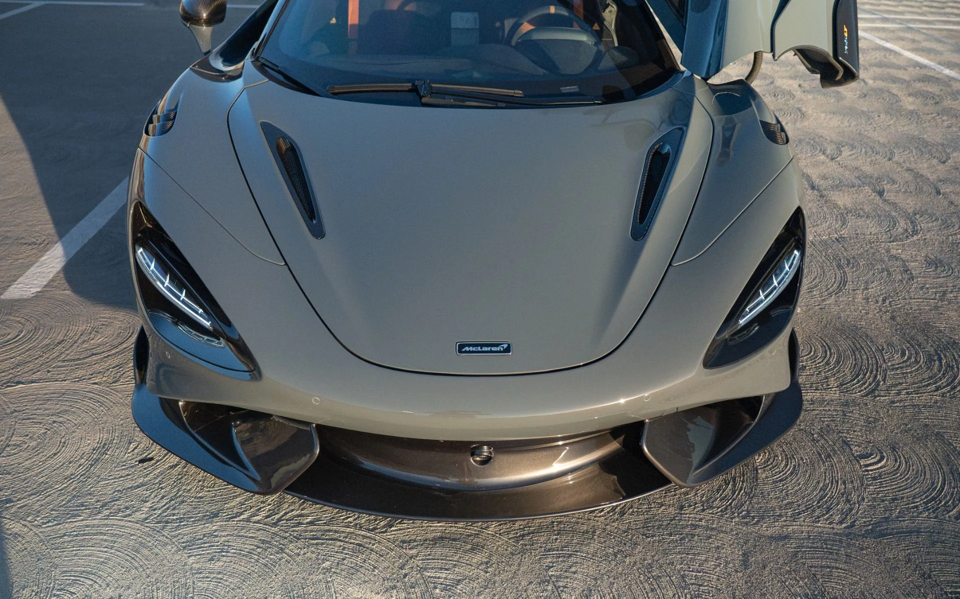 mph028_2314811574_Used_2021_Mc_Laren_765_LT_1785775291_e525b9f36a