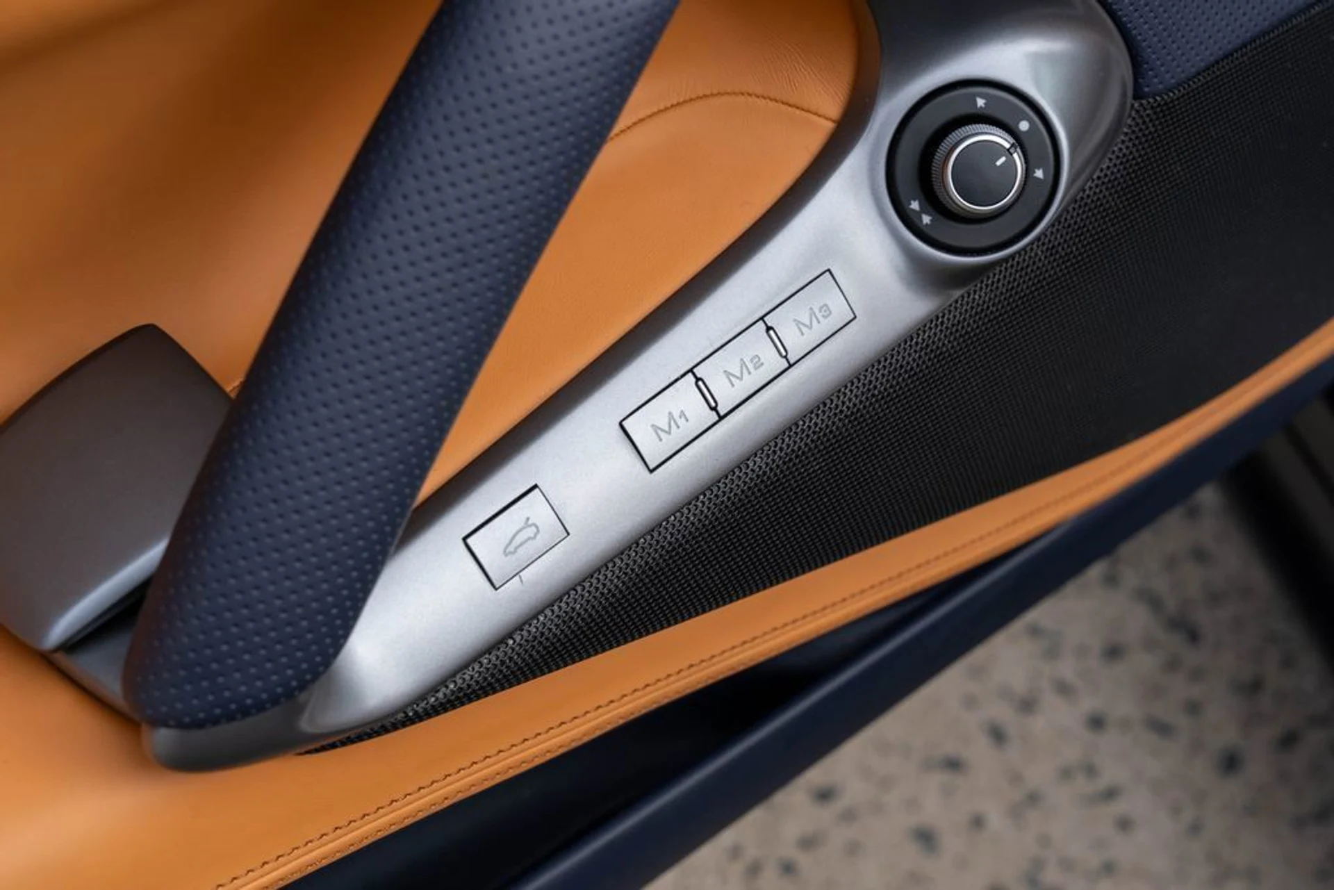 mph028_2319517294_3ac74c48c8d14597a33724f8a00c1c68_c64947fd52