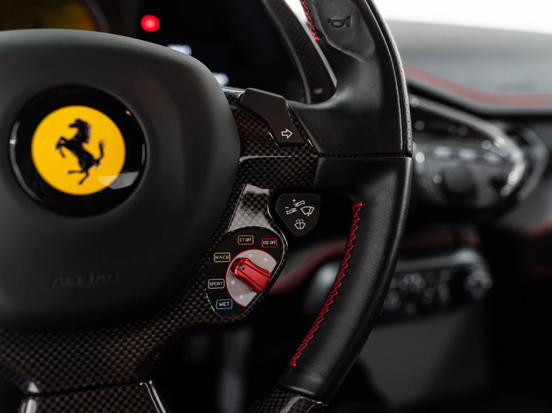 mph028_2320830964_13285_p29_l_538bef7107