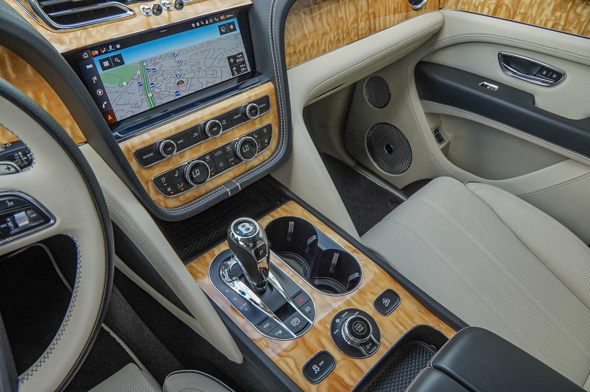 mph028_2325902636_Hi_Tech_Luxury_Imports_LLC_SJAAT_2_ZV_8_PC_018729_image_28_24a938e575