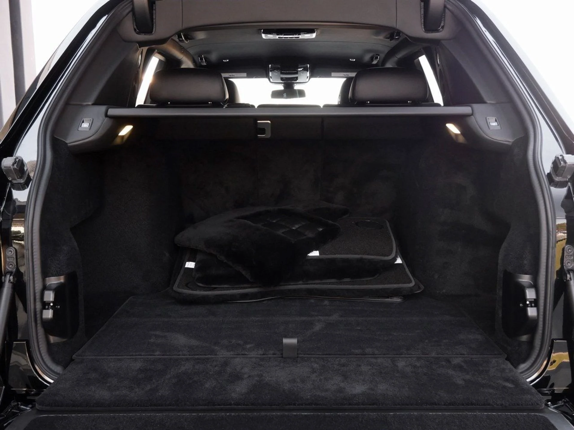 mph028_232751757_4f7795bb60d6e5c4201f908a55aebf69x_12deb1a249