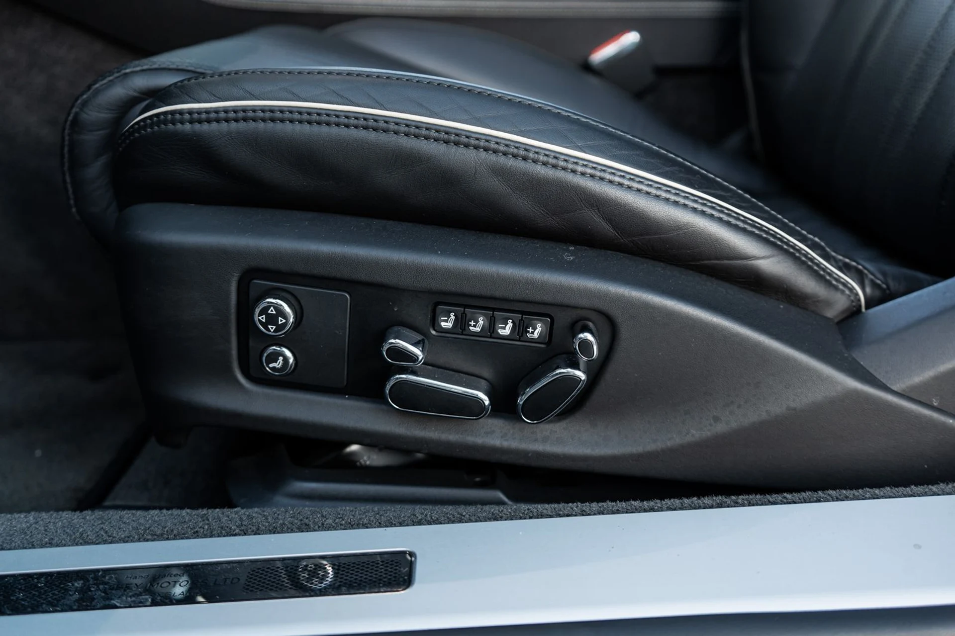 mph028_2330841048_093b58c5_3bbc_4e60_89c8_b230852f5091_0bae5480e2