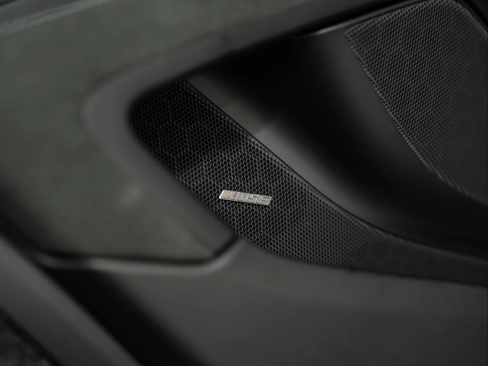 mph028_2333969962_1df46a5190386b24c4d35d98113f0ce7_0b40845188