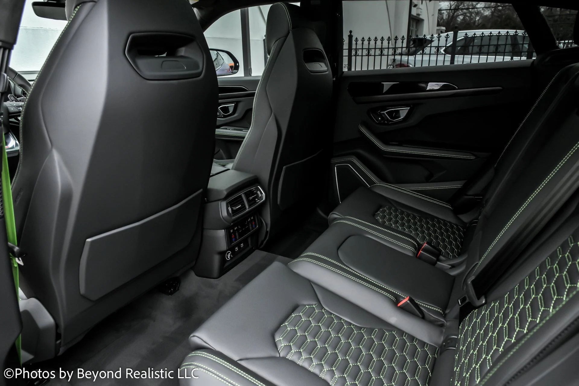 mph028_2343101497_Used_2024_Lamborghini_Urus_S_1766655593_34ee1ed1e1