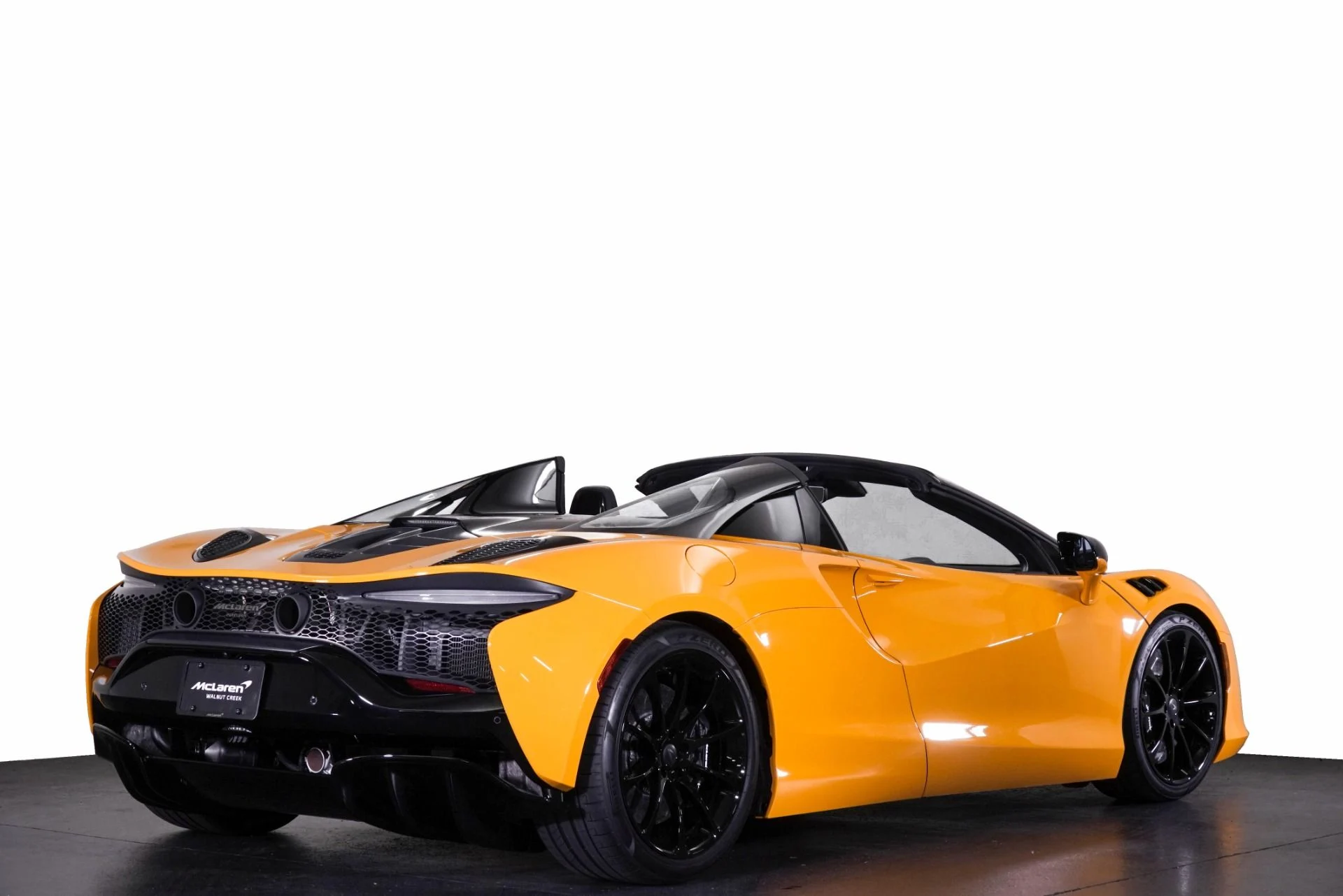 mph028_2345787544_New_2026_Mc_Laren_Artura_Spider_1783063264_01eaf20123