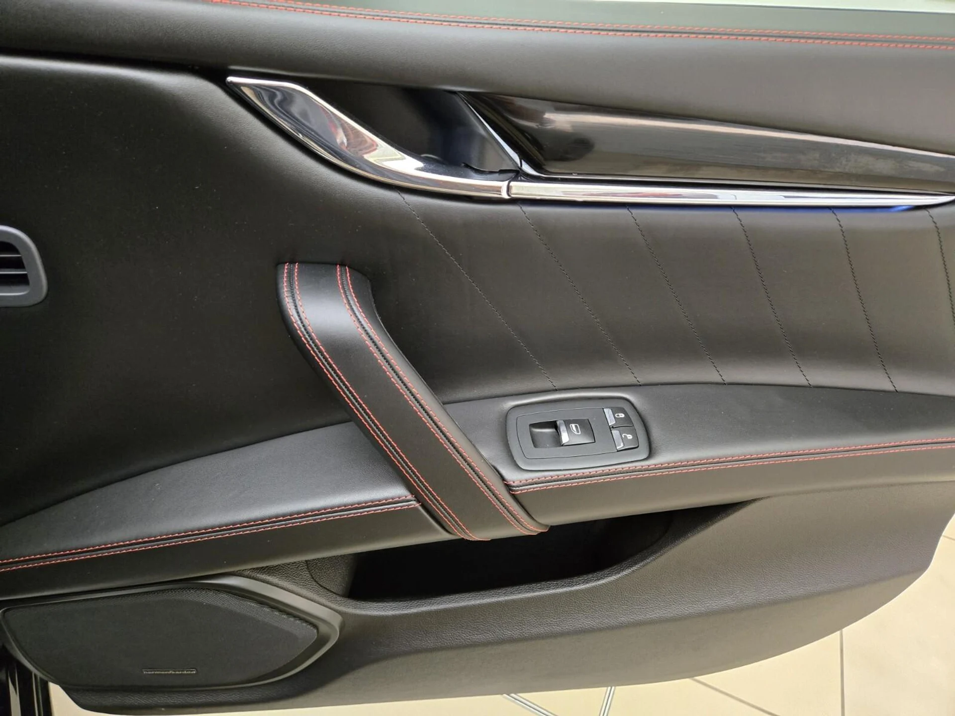 mph028_2349407208_Used_2022_Maserati_Quattroporte_Modena_1771397353_136951b74f