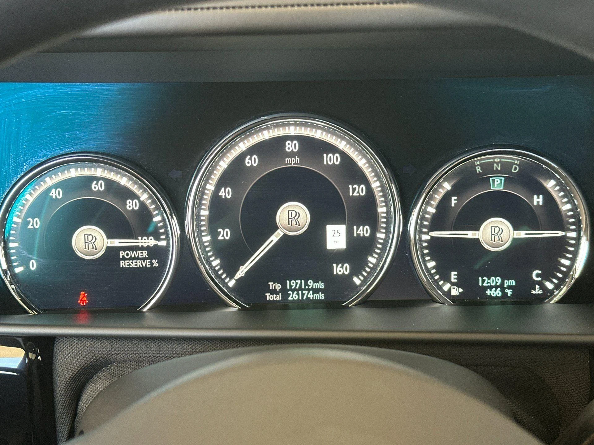 mph028_2363218931_Used_2023_Rolls_Royce_Cullinan_1777018523_cdb22416ee