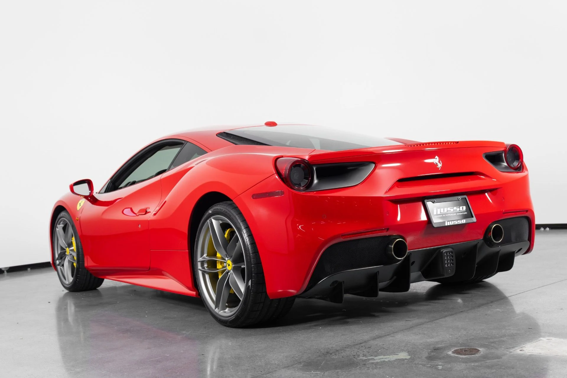 mph028_2374557573_Used_2017_Ferrari_488_GTB_1781727340_4b3888b12f