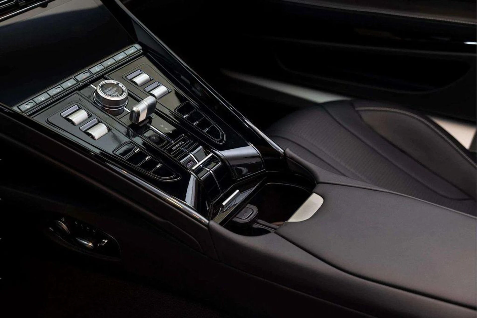 mph028_2375535065_e_CWH_8h9_Rq_Jyf_MK_1_Uqp_GE_3_Lgm_8_U_a1acda0396