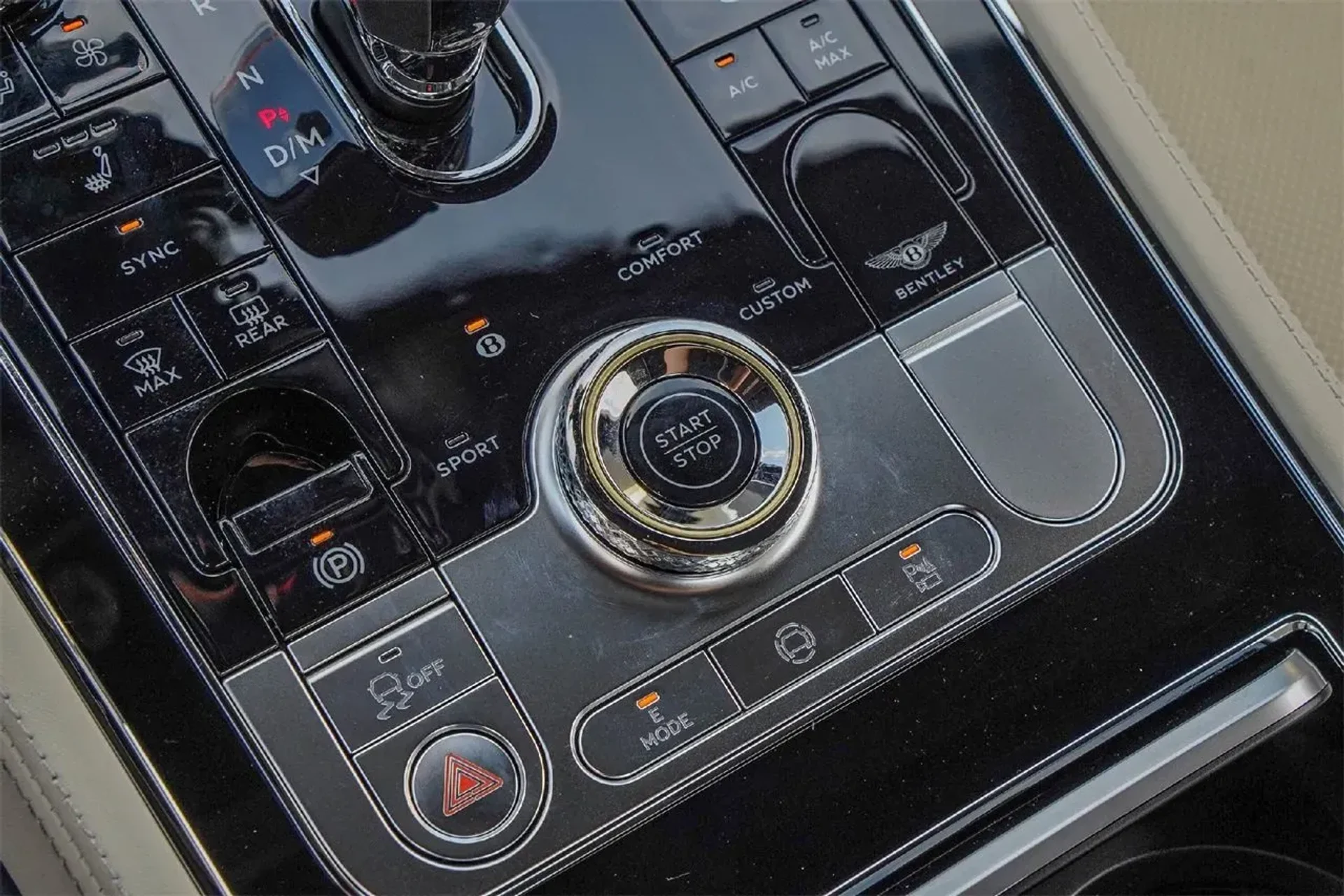 mph028_2377635839_bf837d8c871e47fb9e6a1a5e11ee67ac_170f7cb543