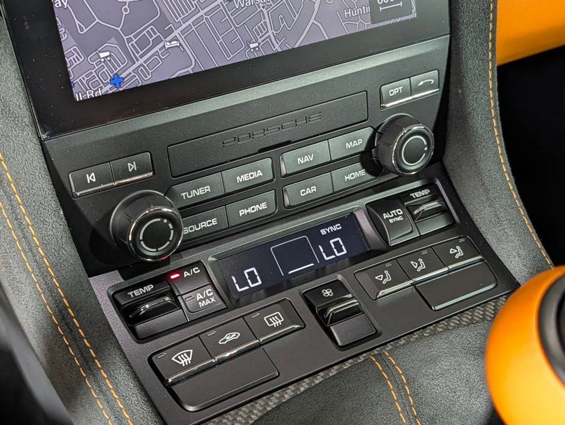 mph028_2378294014_k_F0_Nsc9nd4_Gl00z7r_y_ZA_8g61_Q_79b5d4818e