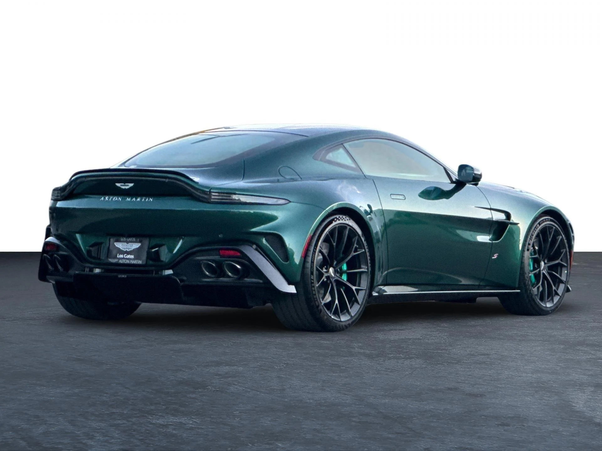 mph028_2388960166_New_2026_Aston_Martin_Vantage_S_1767971579_4c315c4835
