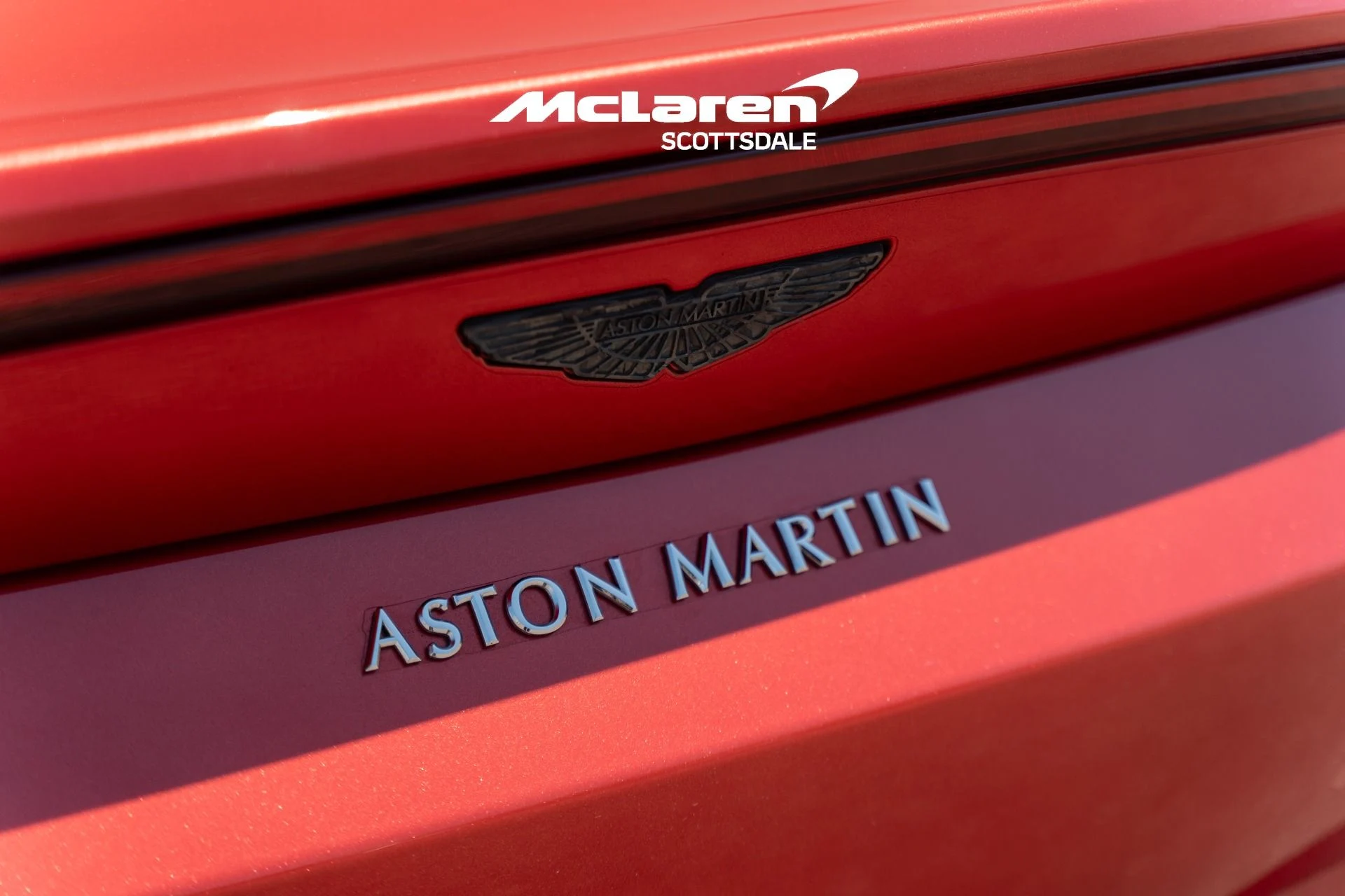 mph028_2398038807_Used_2019_ASTON_MARTIN_VANTAGE_1784912812_eceea3ff9f