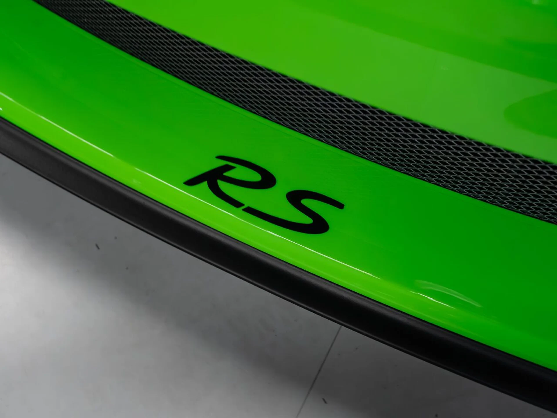 mph028_2406450124_porsche_911_2019_c00b03f640