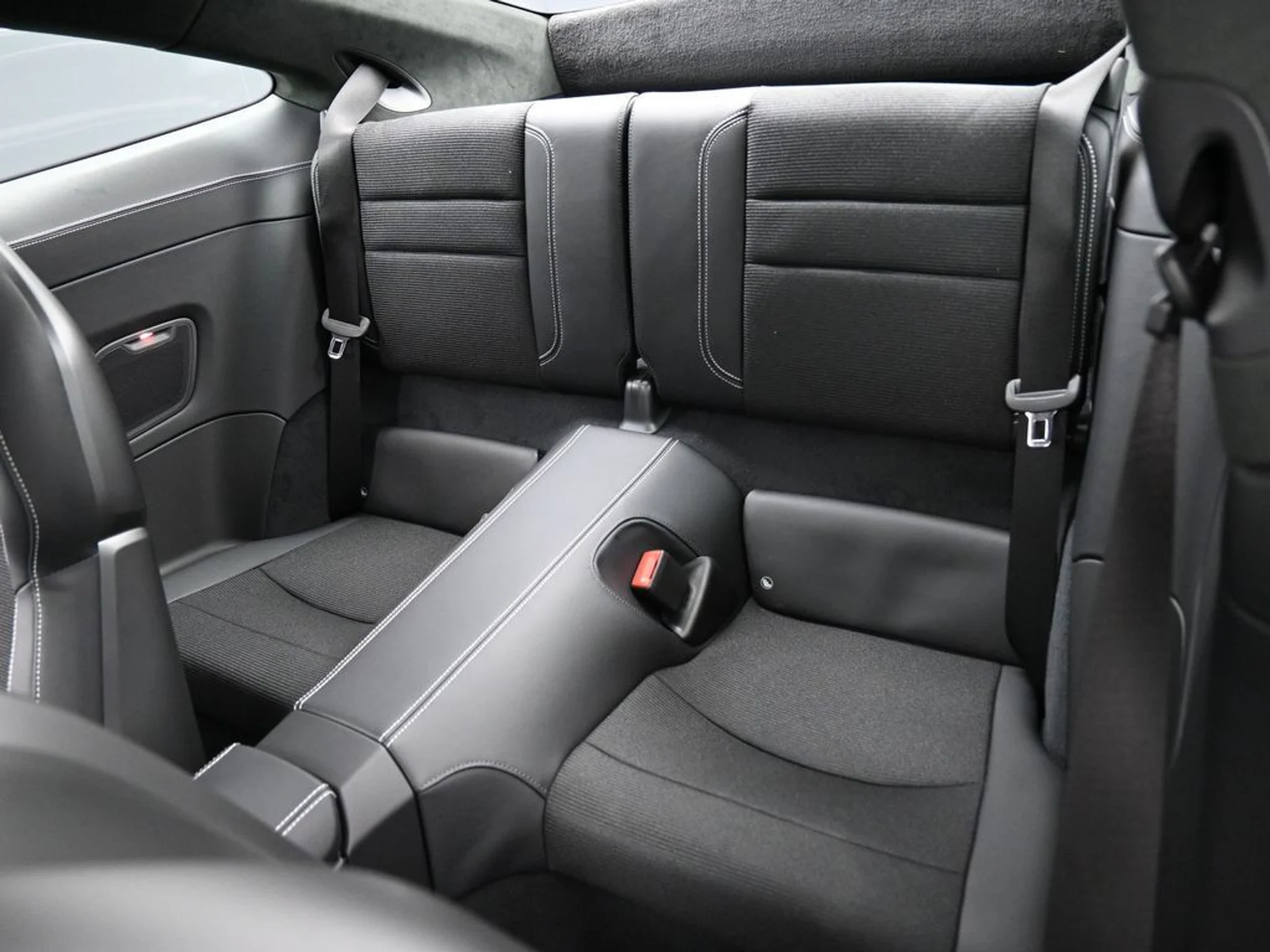 mph028_2411849024_04f73c21_3e52_44b7_930a_081221699ce1_fa46b7cff2