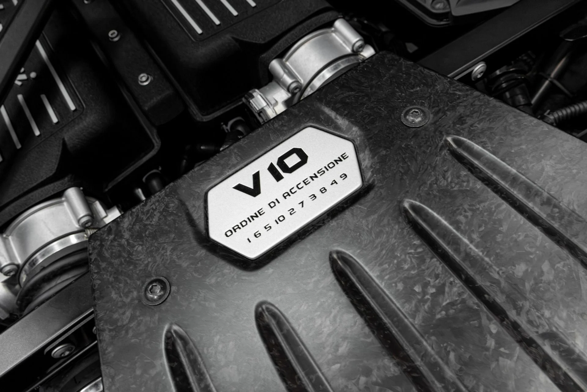 mph028_2414905088_Used_2017_Lamborghini_Huracan_LP_580_2_1771545979_a10e7313ab