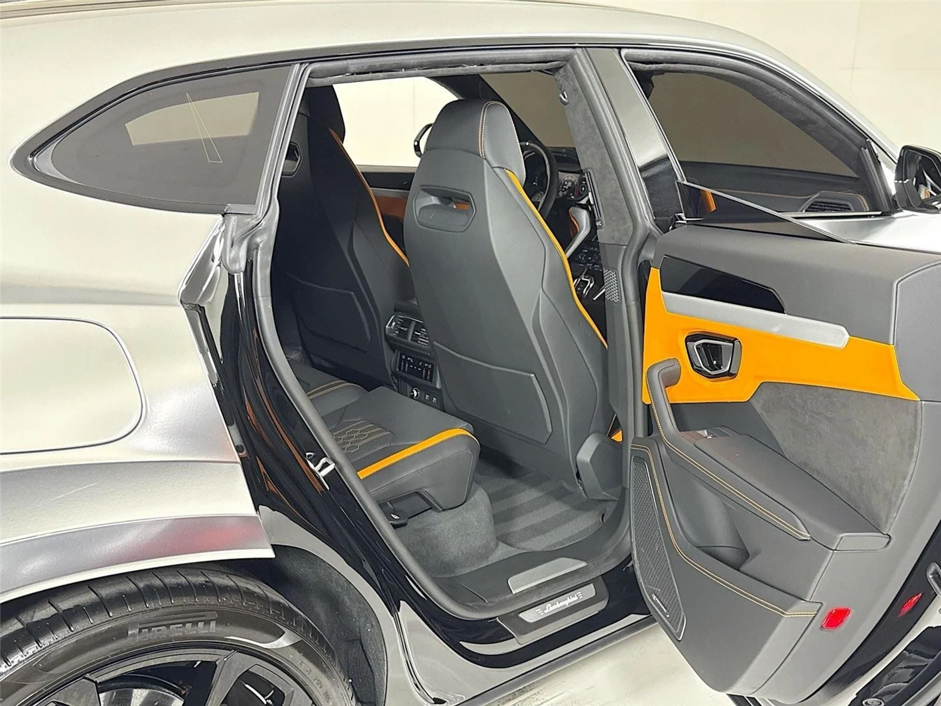 mph028_2417872293_1685dc74ef624809ef4e9438f534a324_ec5cac5a68