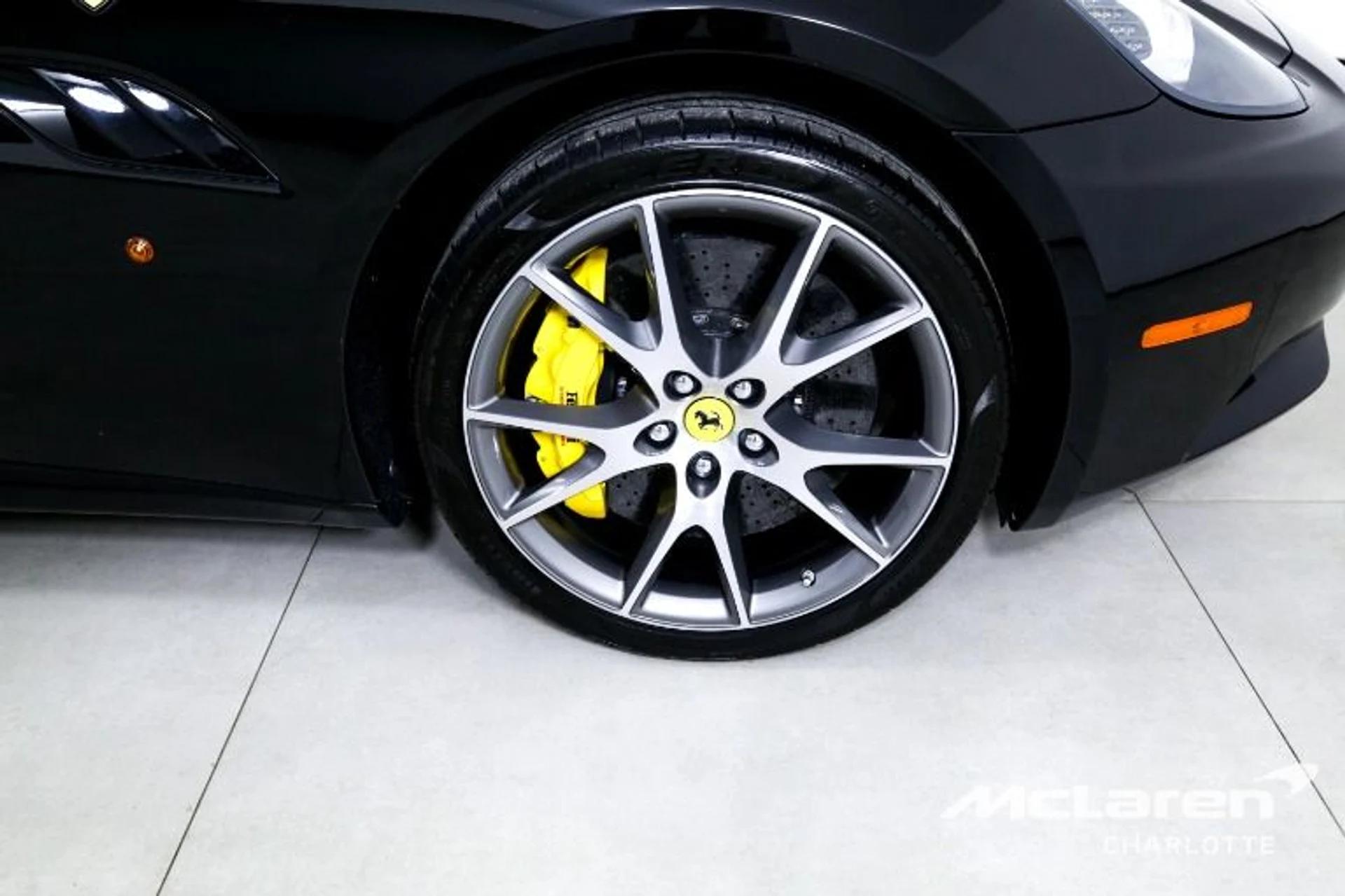 mph028_2419232149_Used_2010_Ferrari_California_332910e213