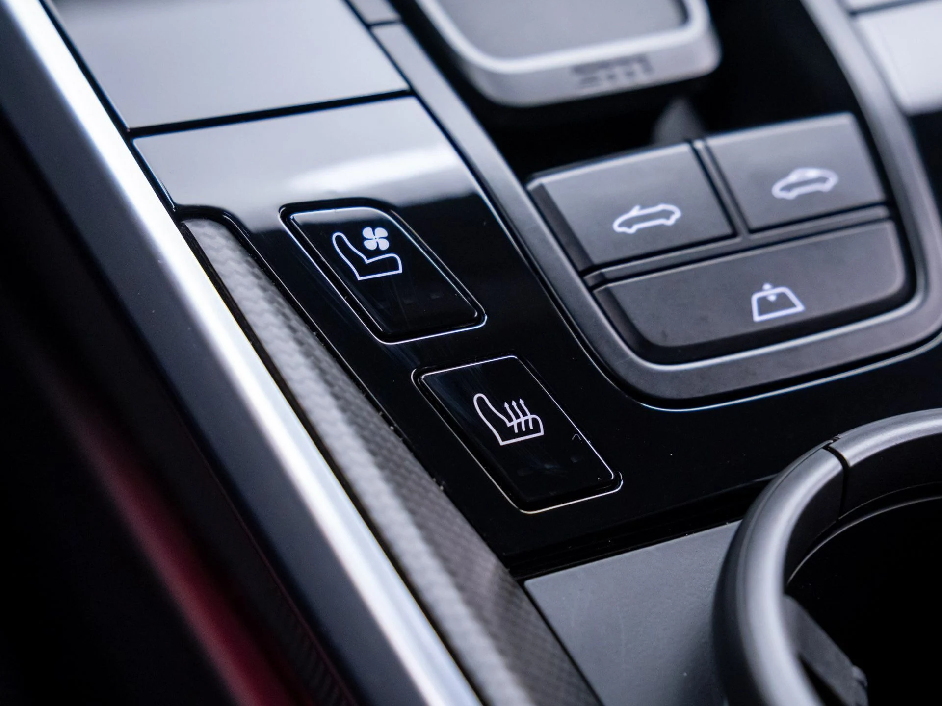 mph028_2421175675_082875af77af1395464bf180c1ee2b3ax_7dc66f6eb8