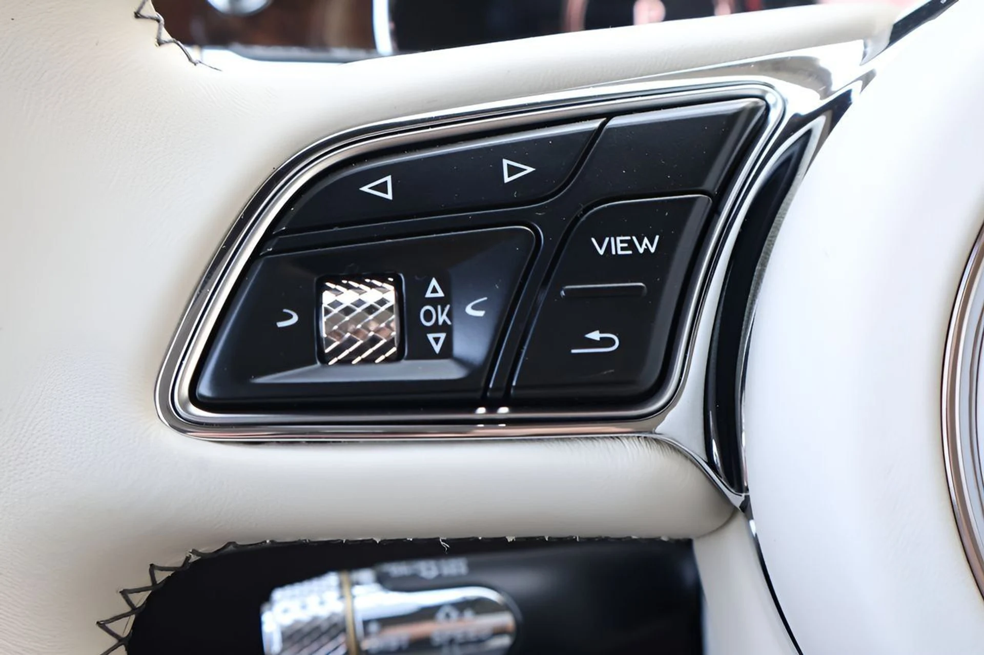 mph028_2426098243_29_6b887a4eab