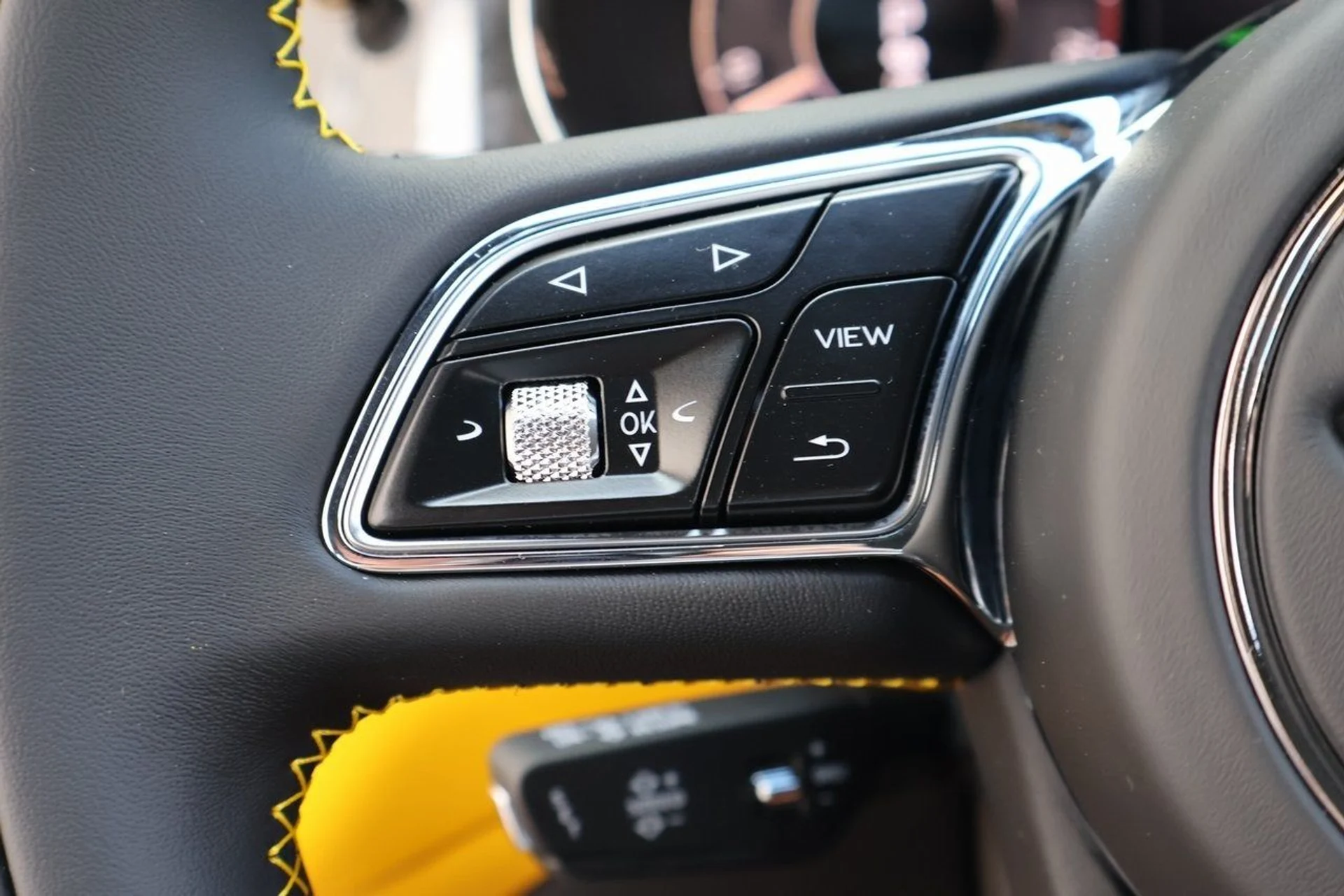 mph028_2430187085_29_284c395d50