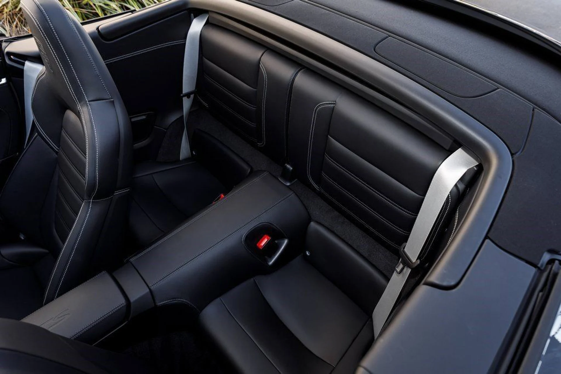 mph028_2438114470_e3e5373acbf2e8528d010f4622b8fd47_d339902fde