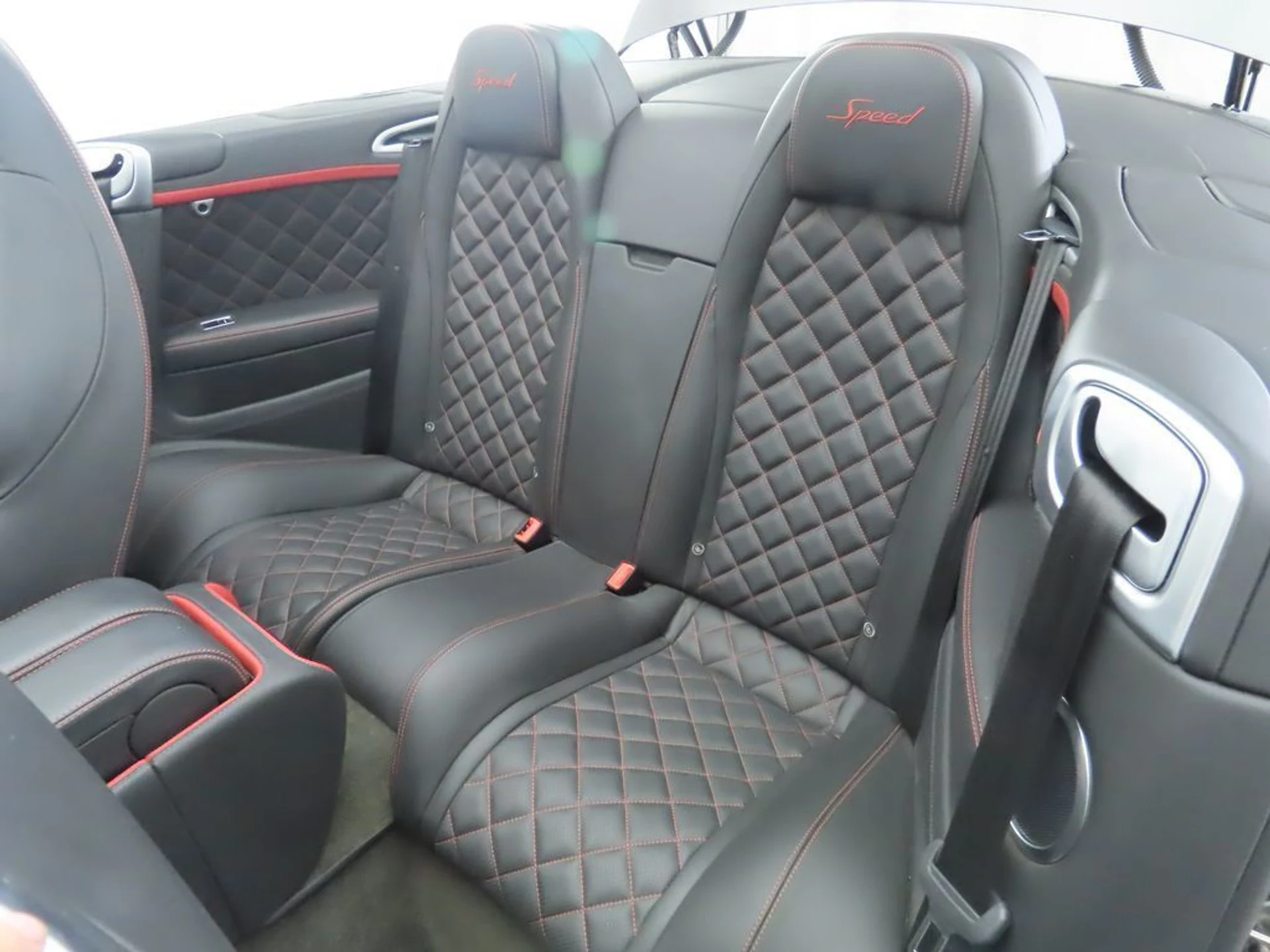 mph028_2443430292_used_2016_bentley_continental_gt_2drconvertiblespeed_8119_22920272_29_1024_644f127032