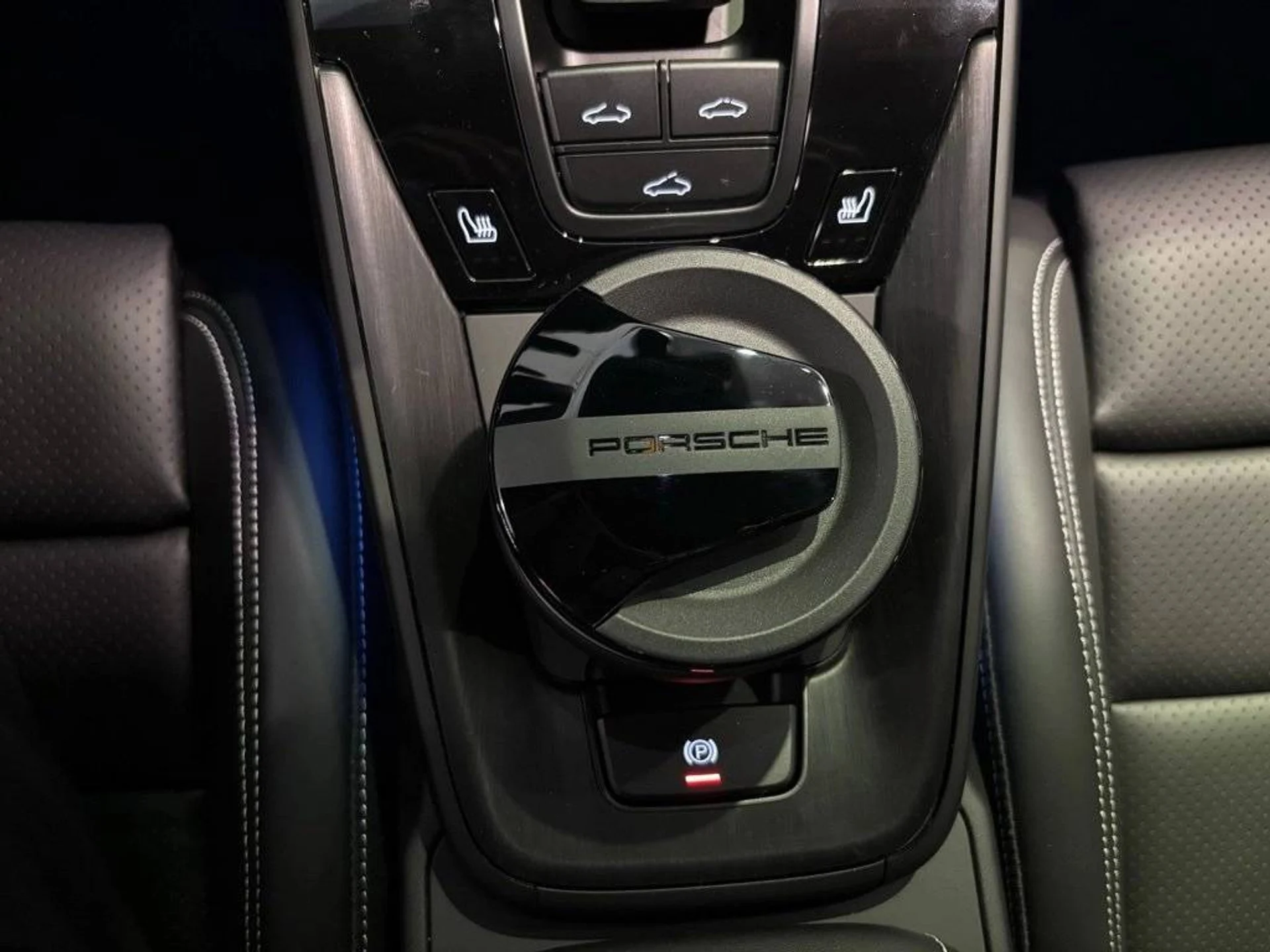 mph028_2446963468_6faaddacfa45c39574df261959c20fdex_d15b0a611f