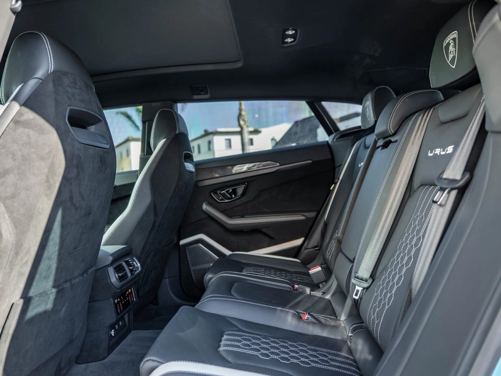 mph028_2447014666_b3bc67279bd087840484ec194d09b28bx_d4b82ab908