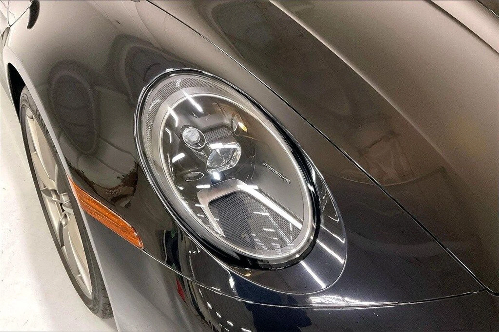 mph028_2447819270_3e71a6838bc6cd6e00024f600ea8da96x_120268e87b