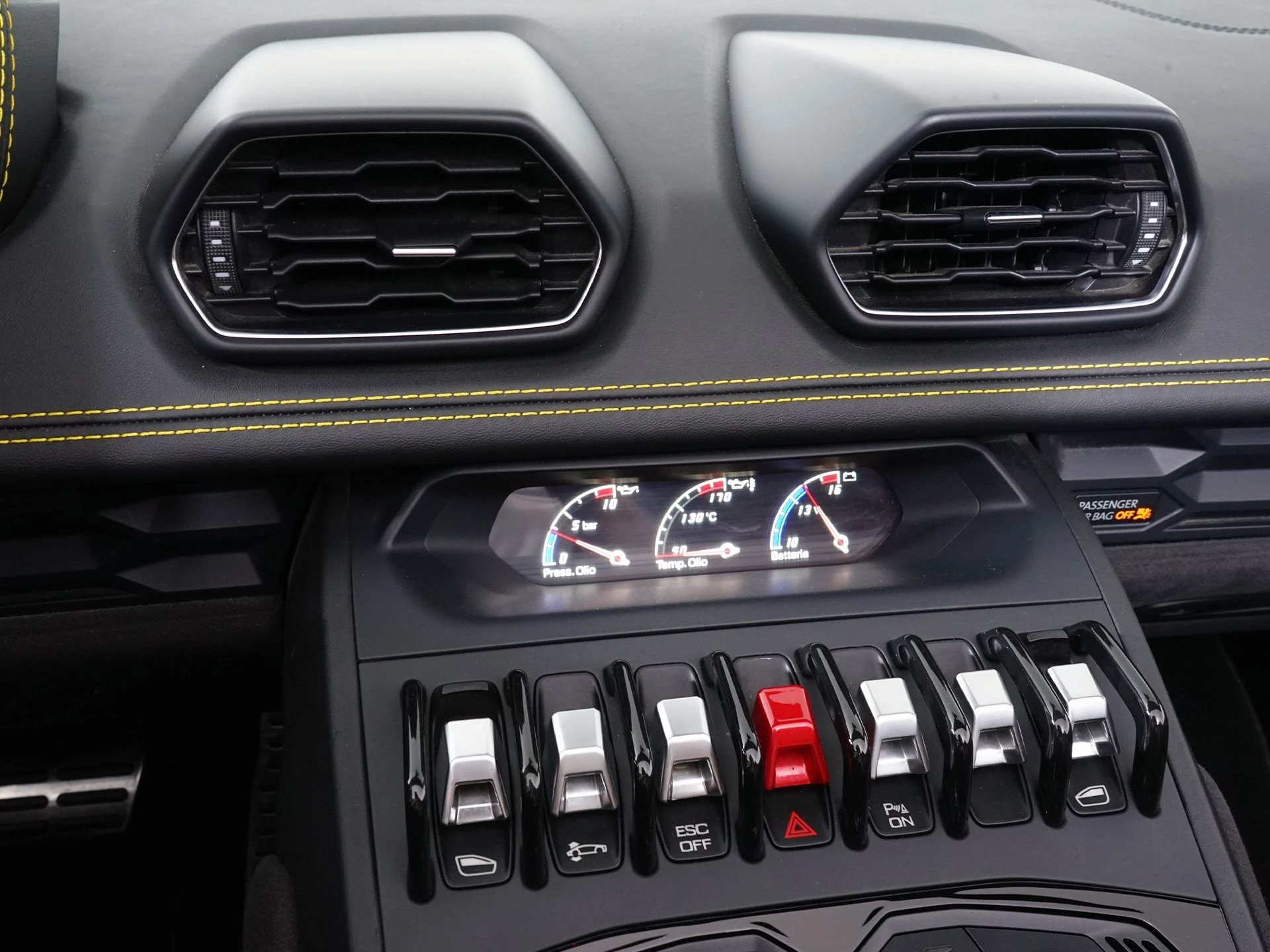 mph028_24525772_3d01de22ccdc2e9e8f61fb9d0a14ac7bx_8867e697b1