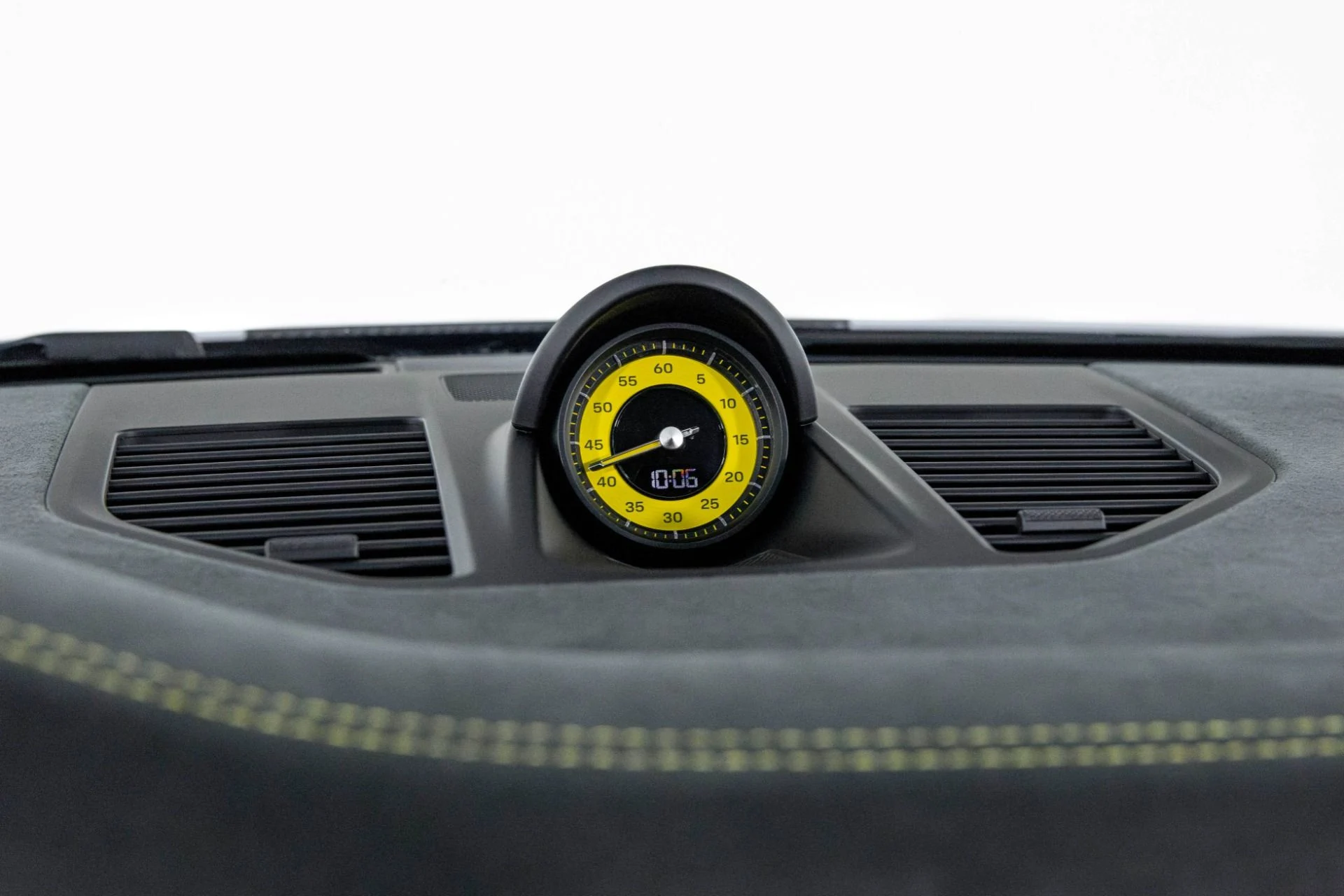 mph028_2455538681_Used_2025_Porsche_911_GT_3_RS_1779147252_607d9e5c8d