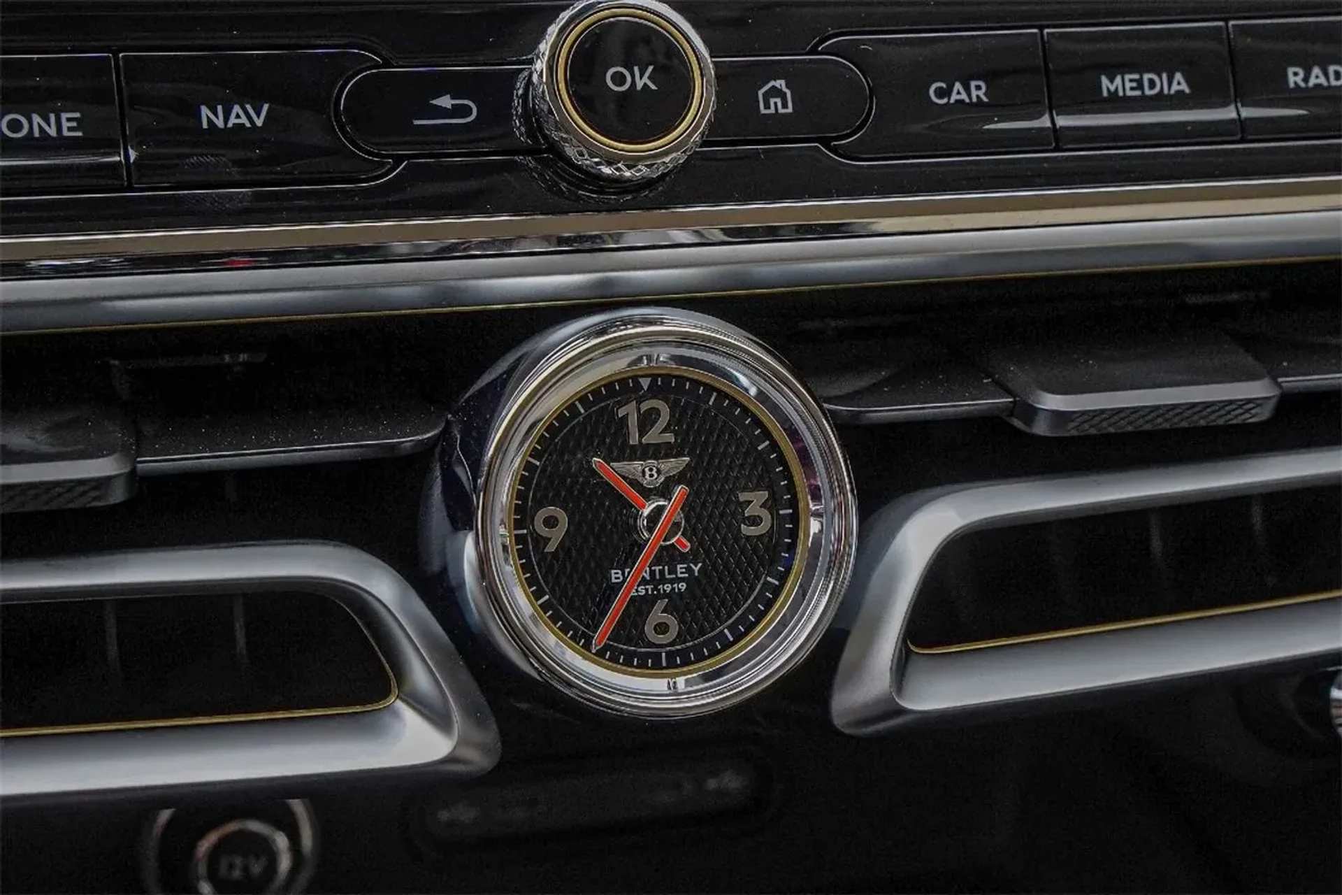 mph028_2464389101_22d5efb0e26e429e8f65cb33f2e8f6a9_bb47a73548