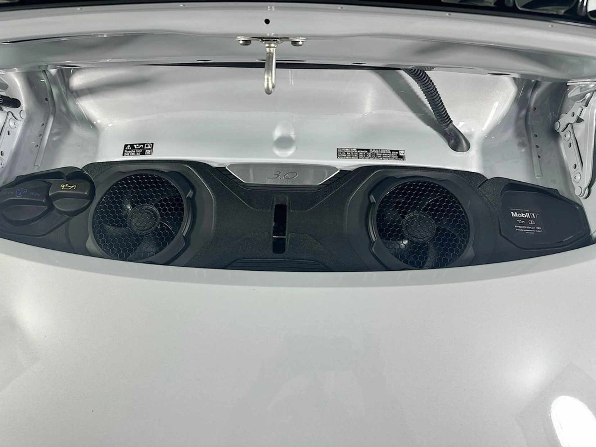 mph028_2469602394_6ae68eed738de2779eeeac76d9f252a6x_d8f533dddd