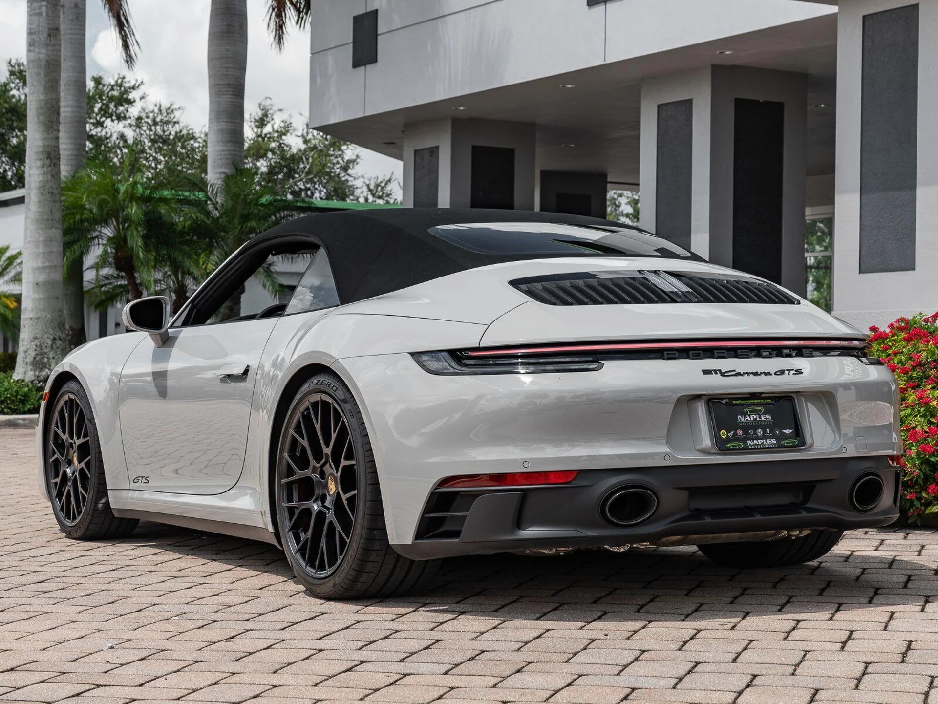 mph028_2469681141_Used_2024_Porsche_911_Carrera_GTS_1784923387_59737d6a3f