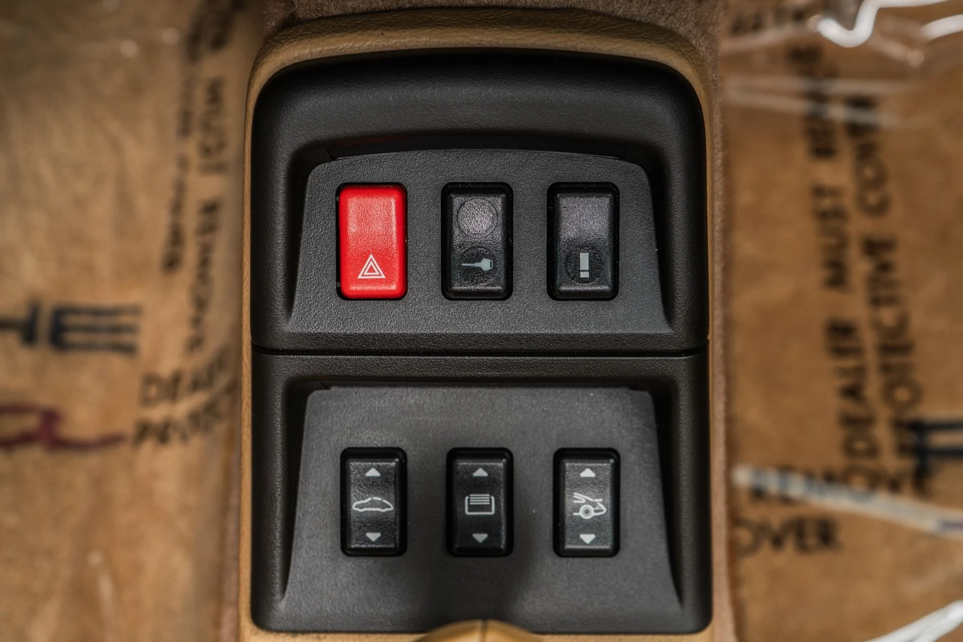 mph028_2480153412_Used_1997_Porsche_911_Carrera_Targa_1752612913_dda9386355
