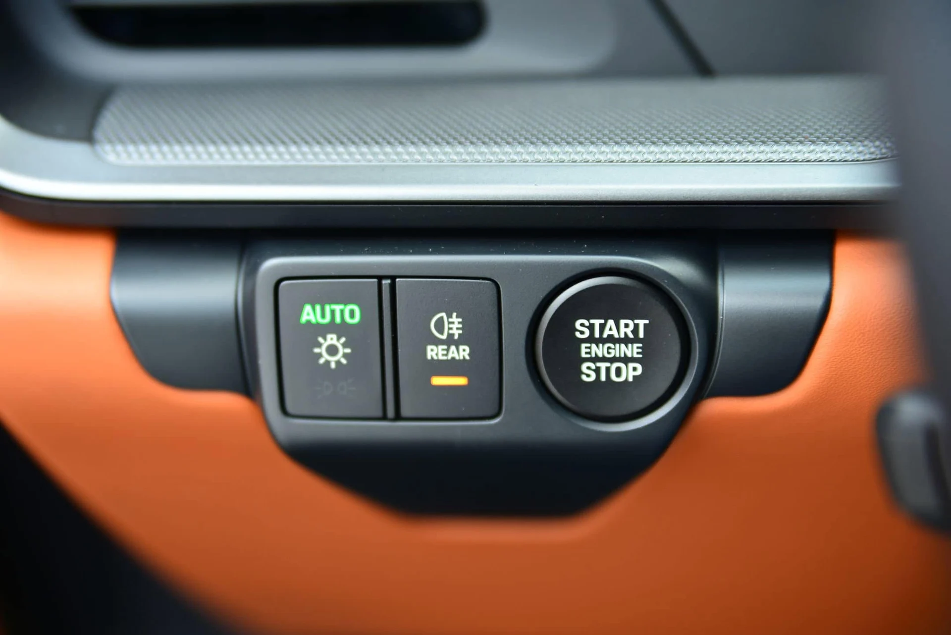 mph028_2482408726_1021d1fa7a52250bda69bcd1092bb64ex_1c432ef250