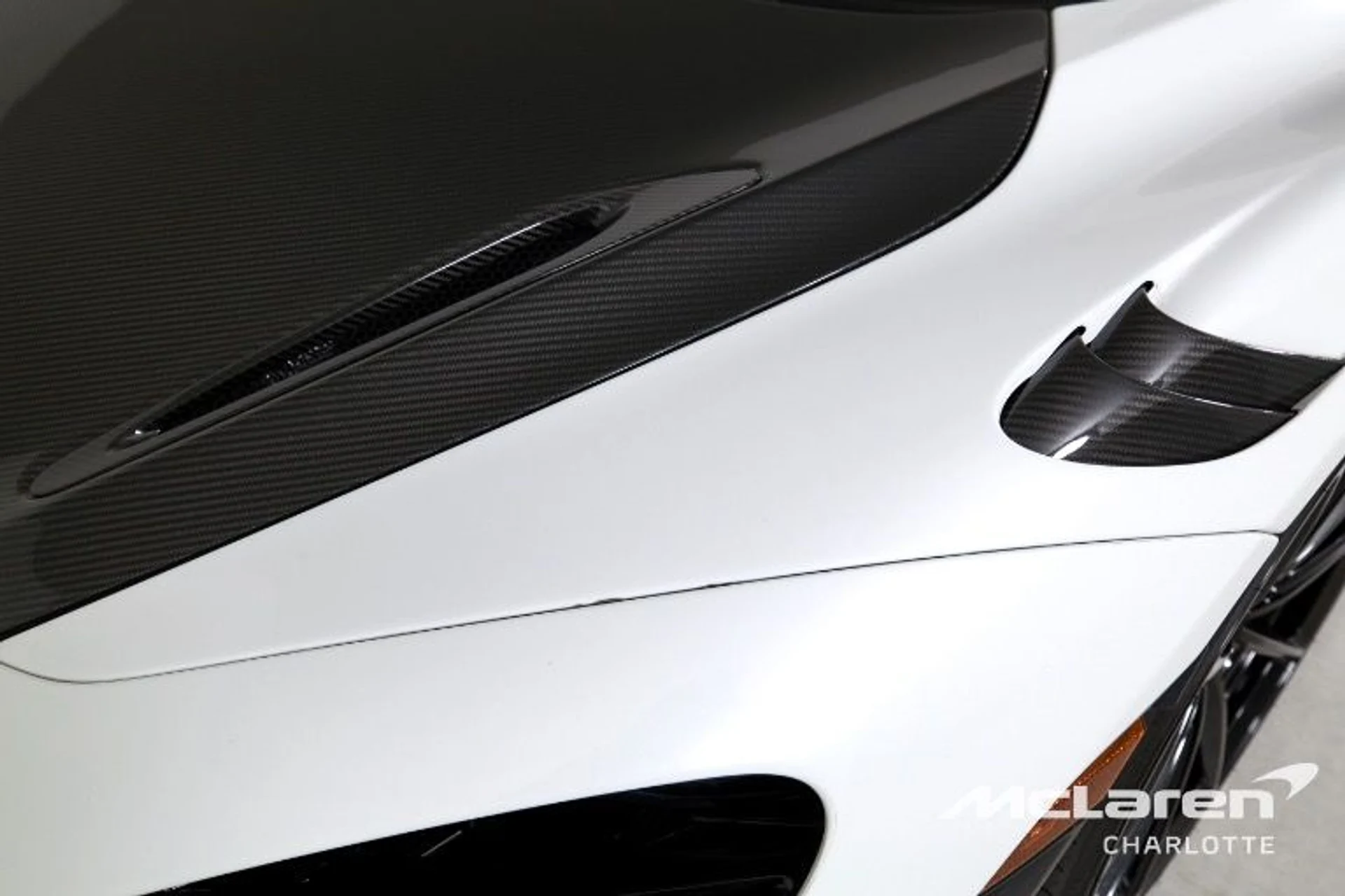 mph028_2485166879_Used_2022_Mc_Laren_765_LT_Spider_e762949092