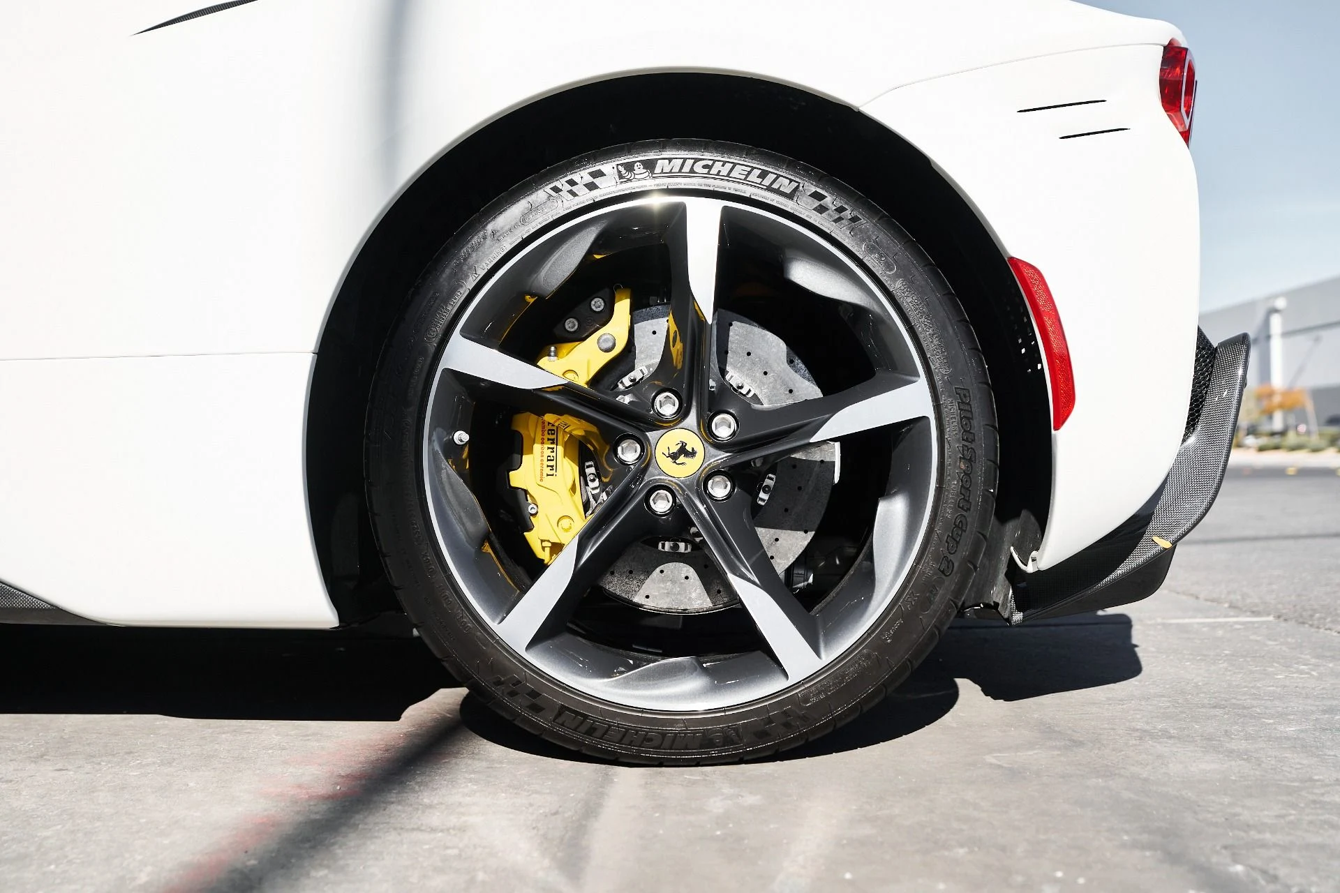 mph028_2496634358_Used_2023_Ferrari_SF_90_Stradale_1762821661_02bb2e7fc1