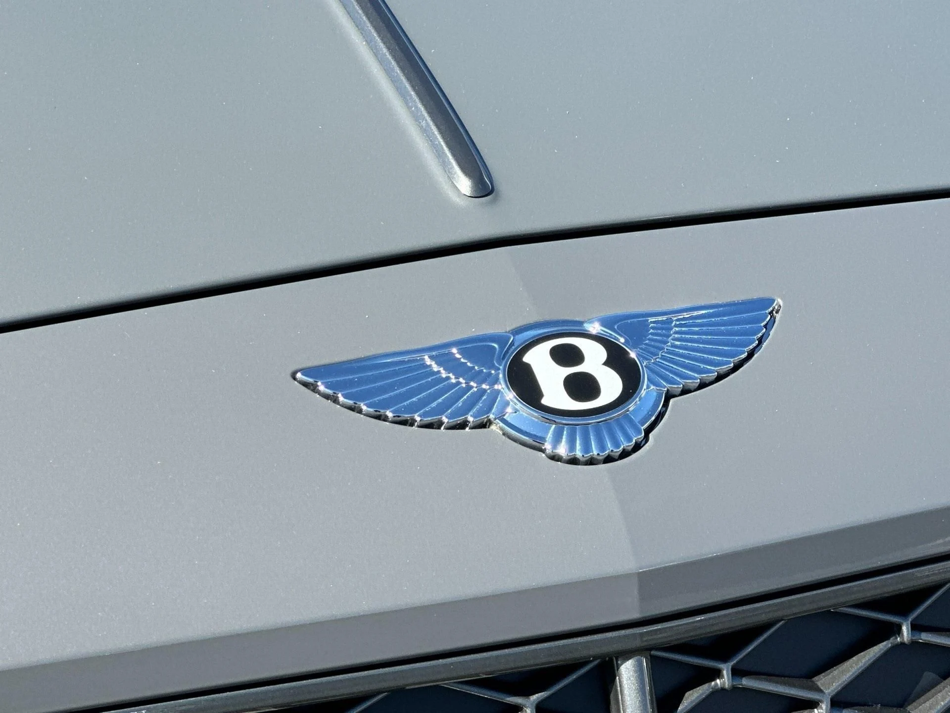 mph028_2502355391_New_2025_Bentley_Flying_Spur_Speed_1760604033_973916c835